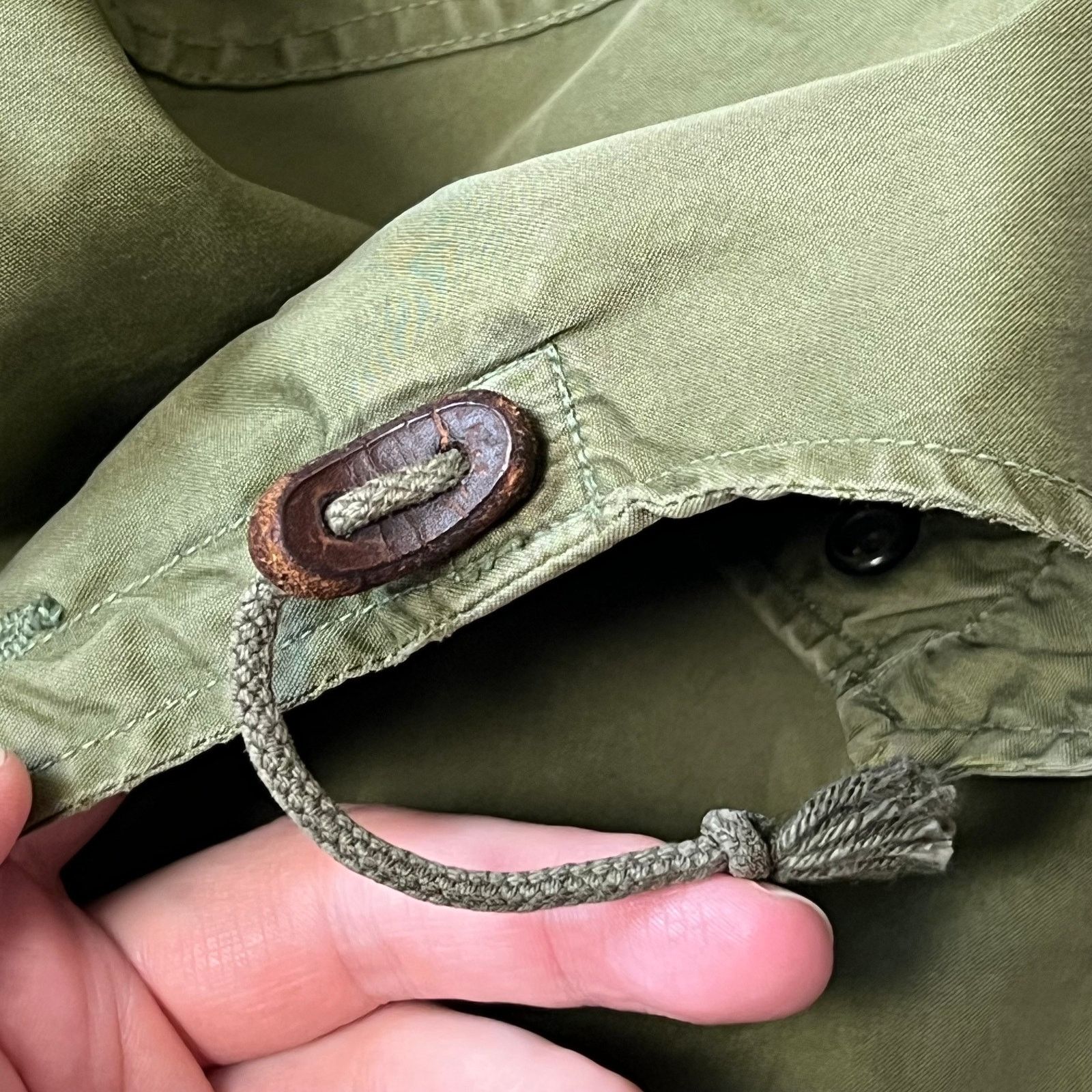Vintage 50s US Army M-1951 Fishtail Parka | CROWN Zipper | M/L Size US L / EU 52-54 / 3 - 9 Thumbnail