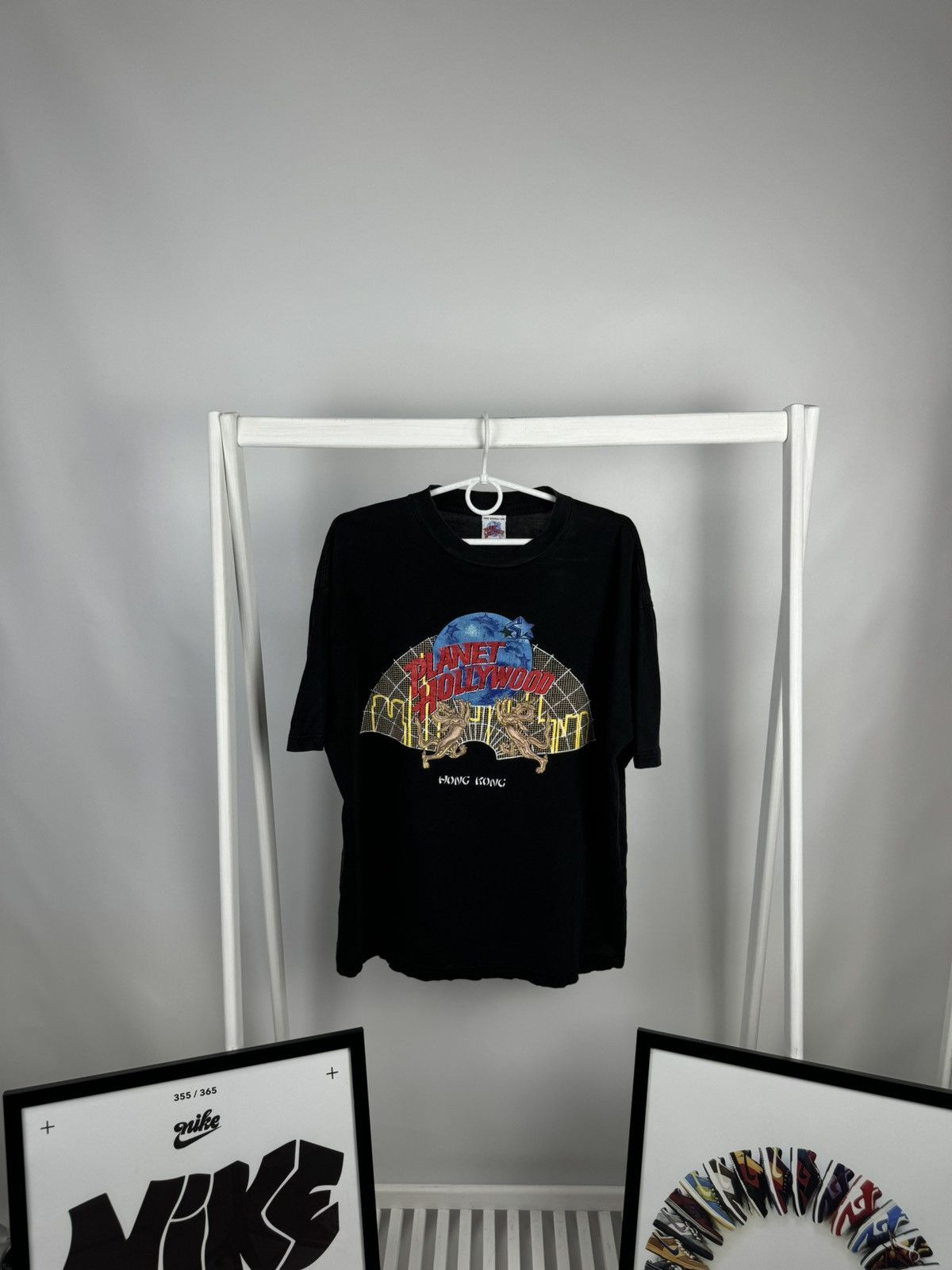 Planet Hollywood Vintage Planet Hollywood Hong Kong Tee Size US XL / EU 56 / 4 - 1 Thumbnail