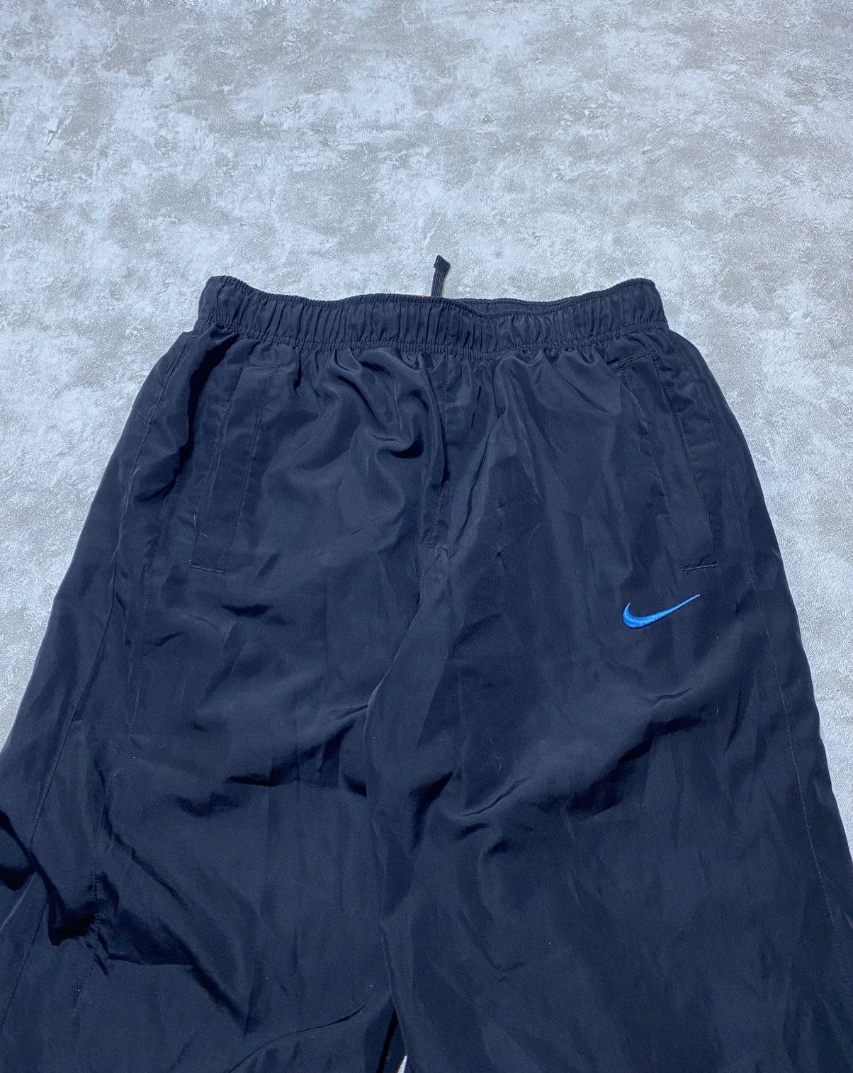 Nike Rare Vintage Nike Nylon Track Suit Y2K Swoosh Drill Size US 32 / EU 48 - 11 Thumbnail