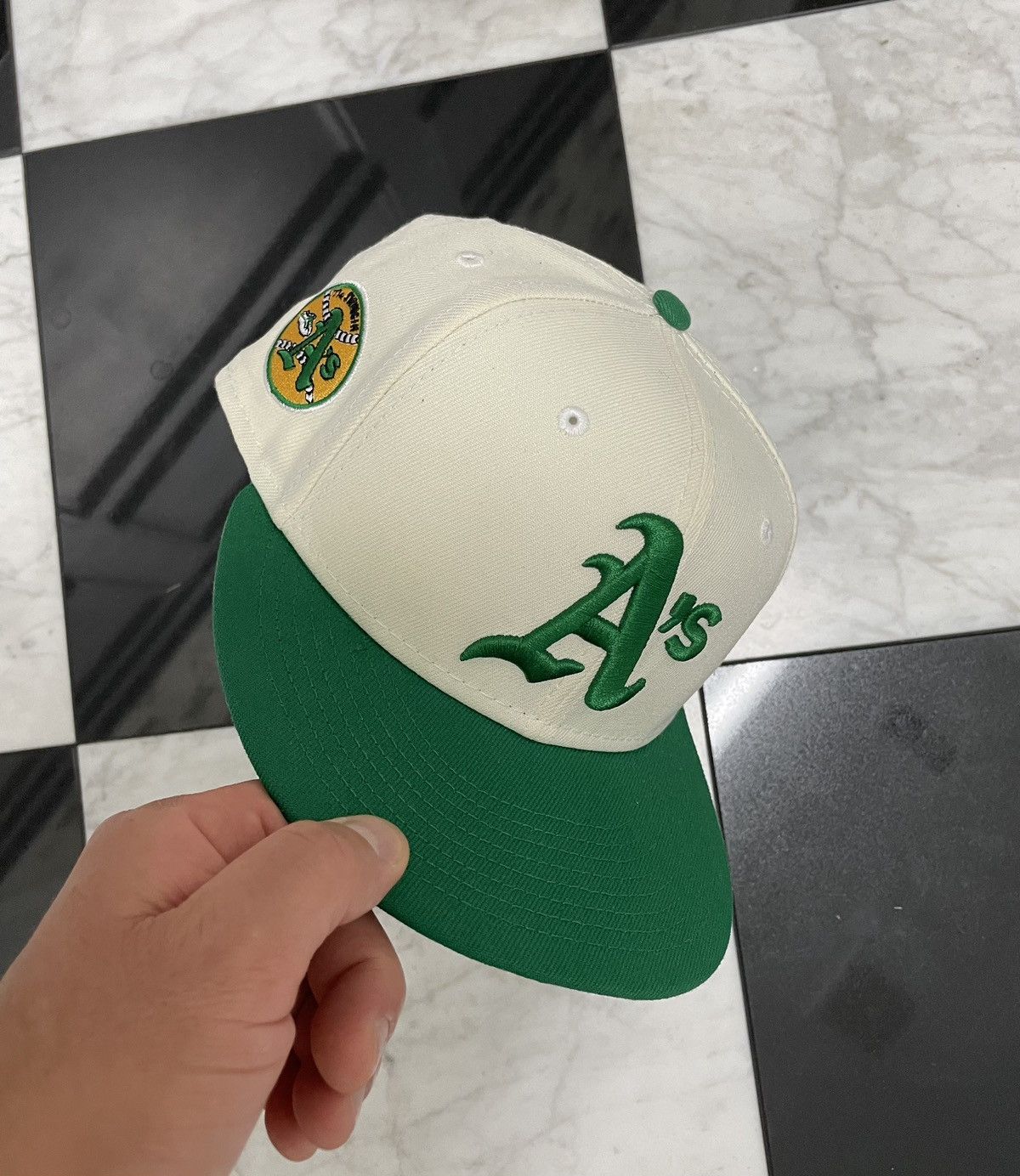 New Era 🔥 Exclusive A’s fitted hat size 7 Size ONE SIZE - 1 Thumbnail