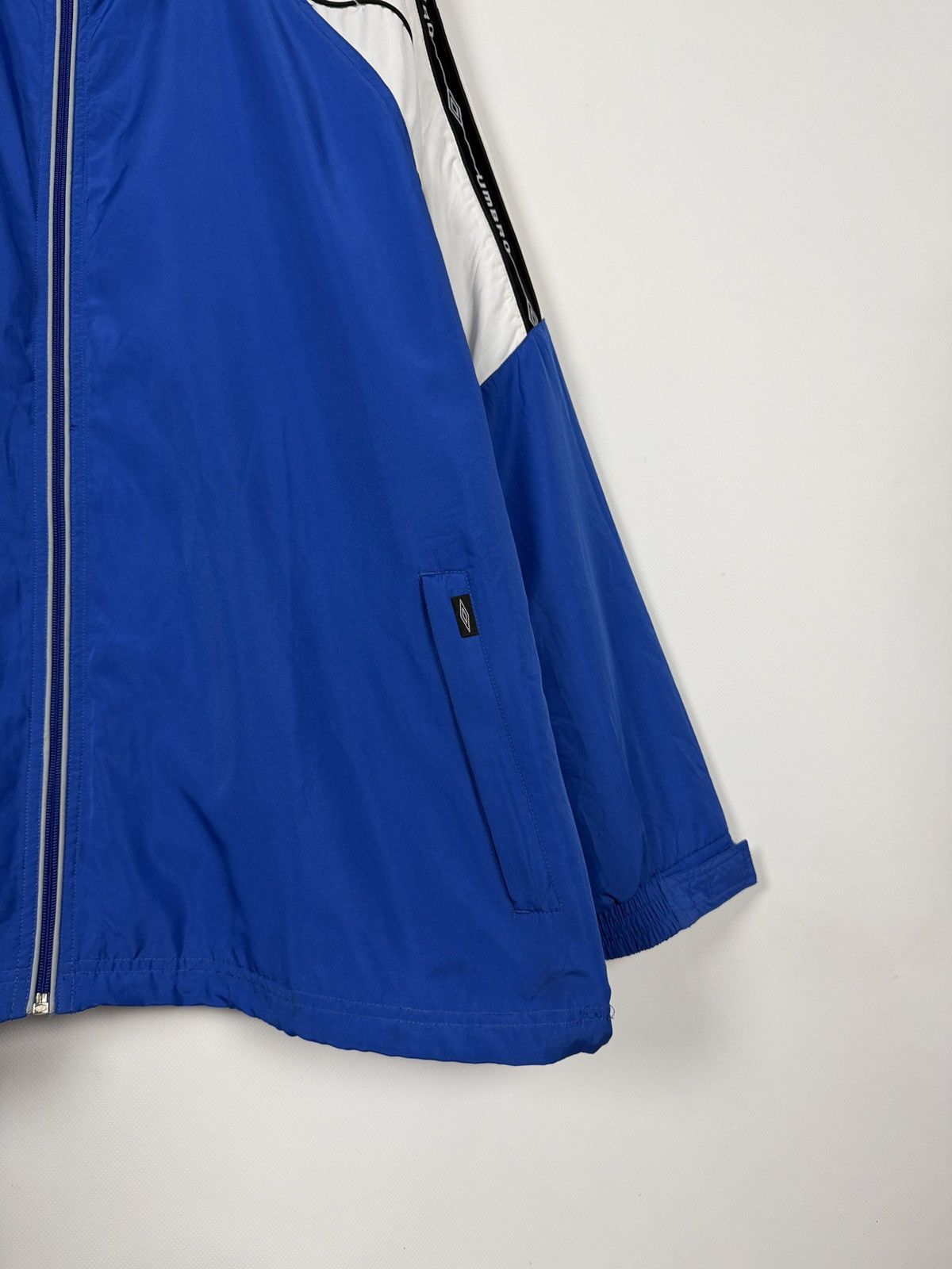 Umbro Umbro Full Zip Vintage Track Jacket Official Product Size L Size US L / EU 52-54 / 3 - 5 Thumbnail