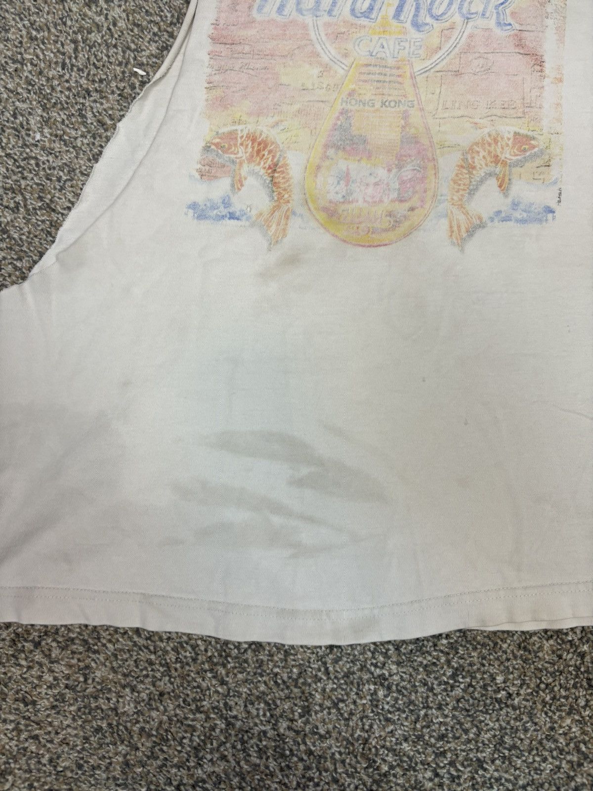 Hard Rock Cafe Vintage hard rock cafe hong kong cut off tank top Size US L / EU 52-54 / 3 - 5 Thumbnail