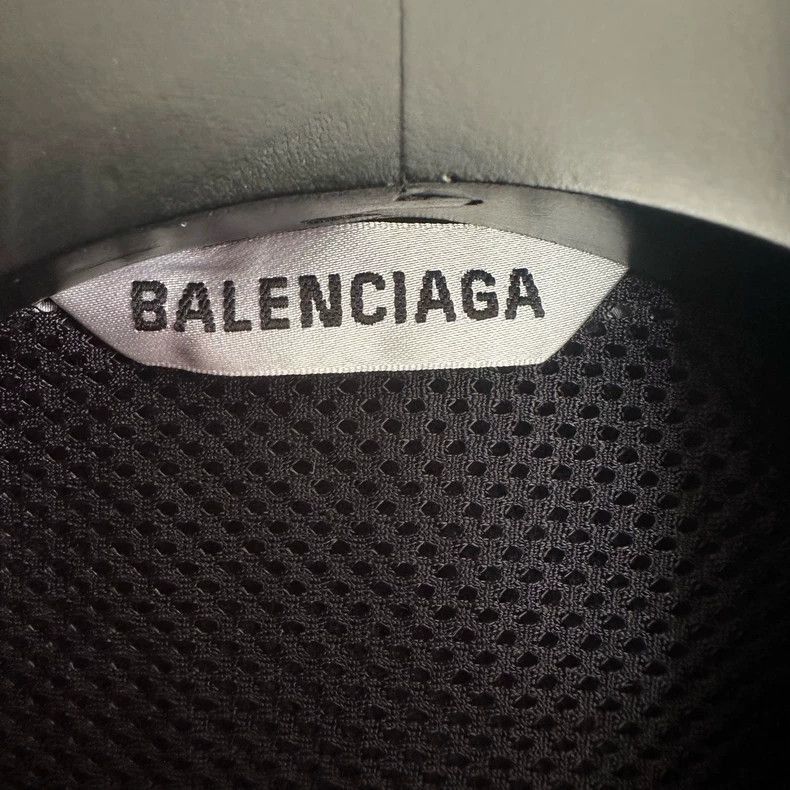 Balenciaga Balenciaga Sporty Embroidered Fleece Jacket-2506 Size US M / EU 48-50 / 2 - 6 Thumbnail