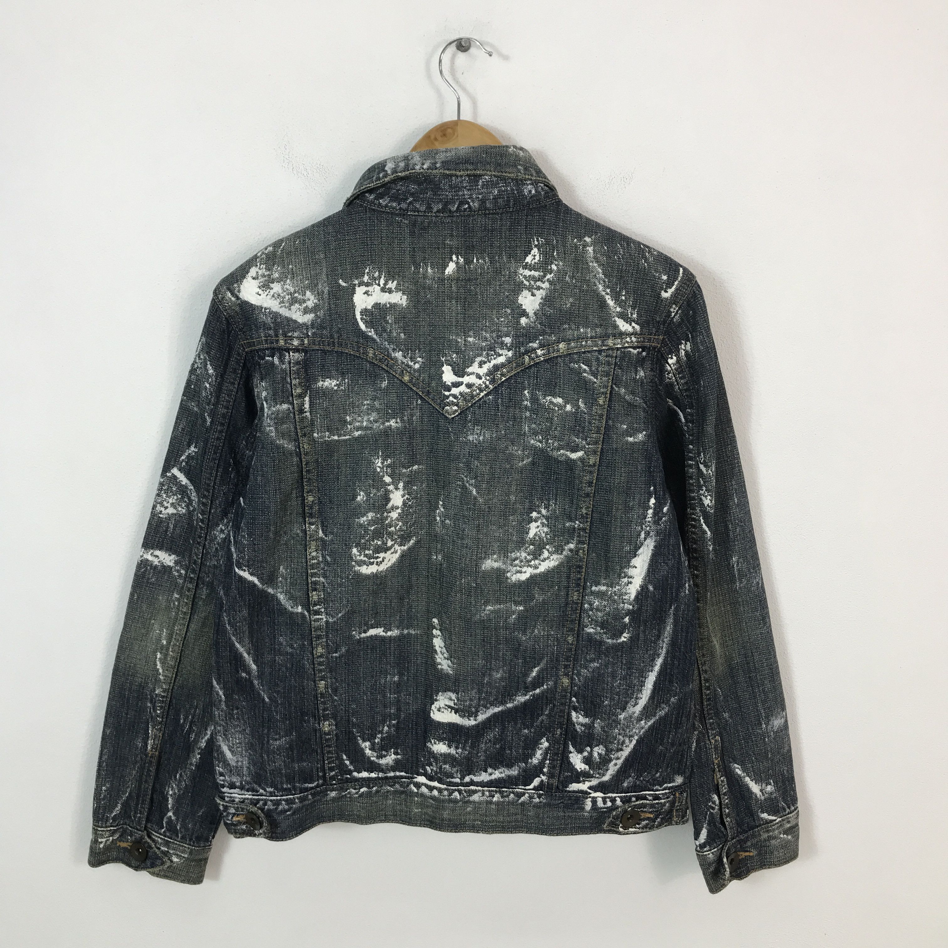 Japanese Brand big shark jeans japan paint design denim button jacket Size US M / EU 48-50 / 2 - 2 Thumbnail