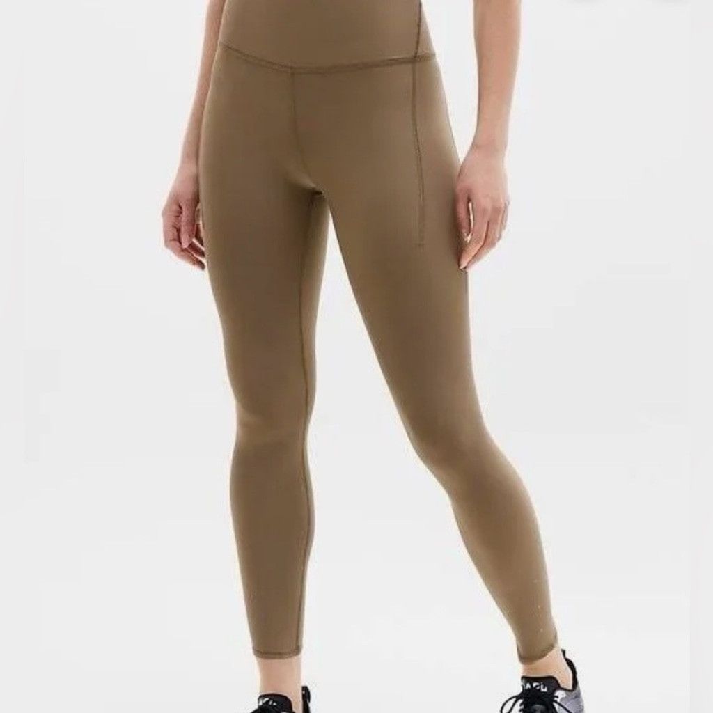 Athleta Athleta Pacesetter Ultra High Rise 7/8 Leggings | EUC | Sz M Size 30" / US 8 / IT 44 - 1 Thumbnail