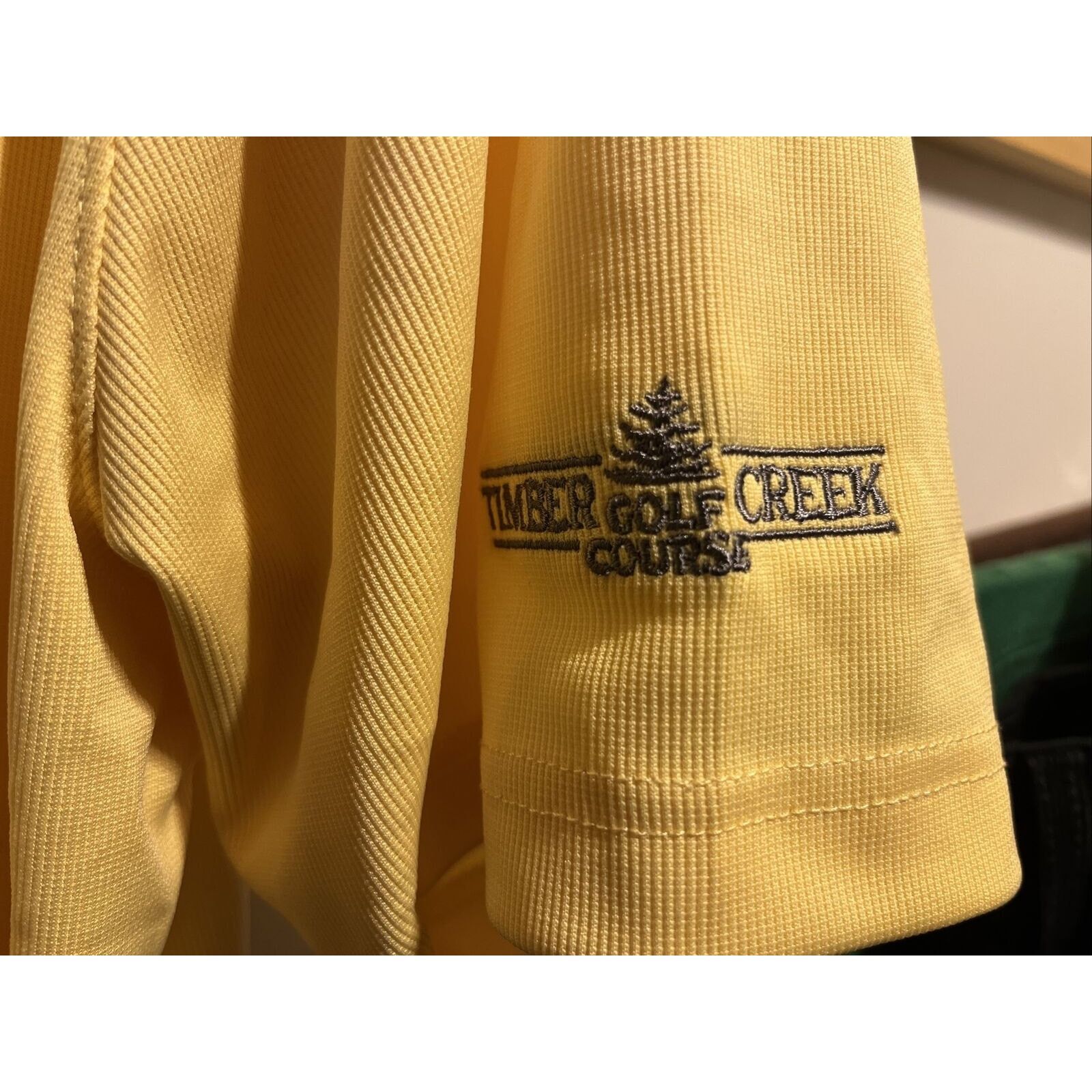 Greg Norman Greg Norman Men’s M Yellow SS 1/4 Button Polyester Golf Polo Size US M / EU 48-50 / 2 - 4 Thumbnail