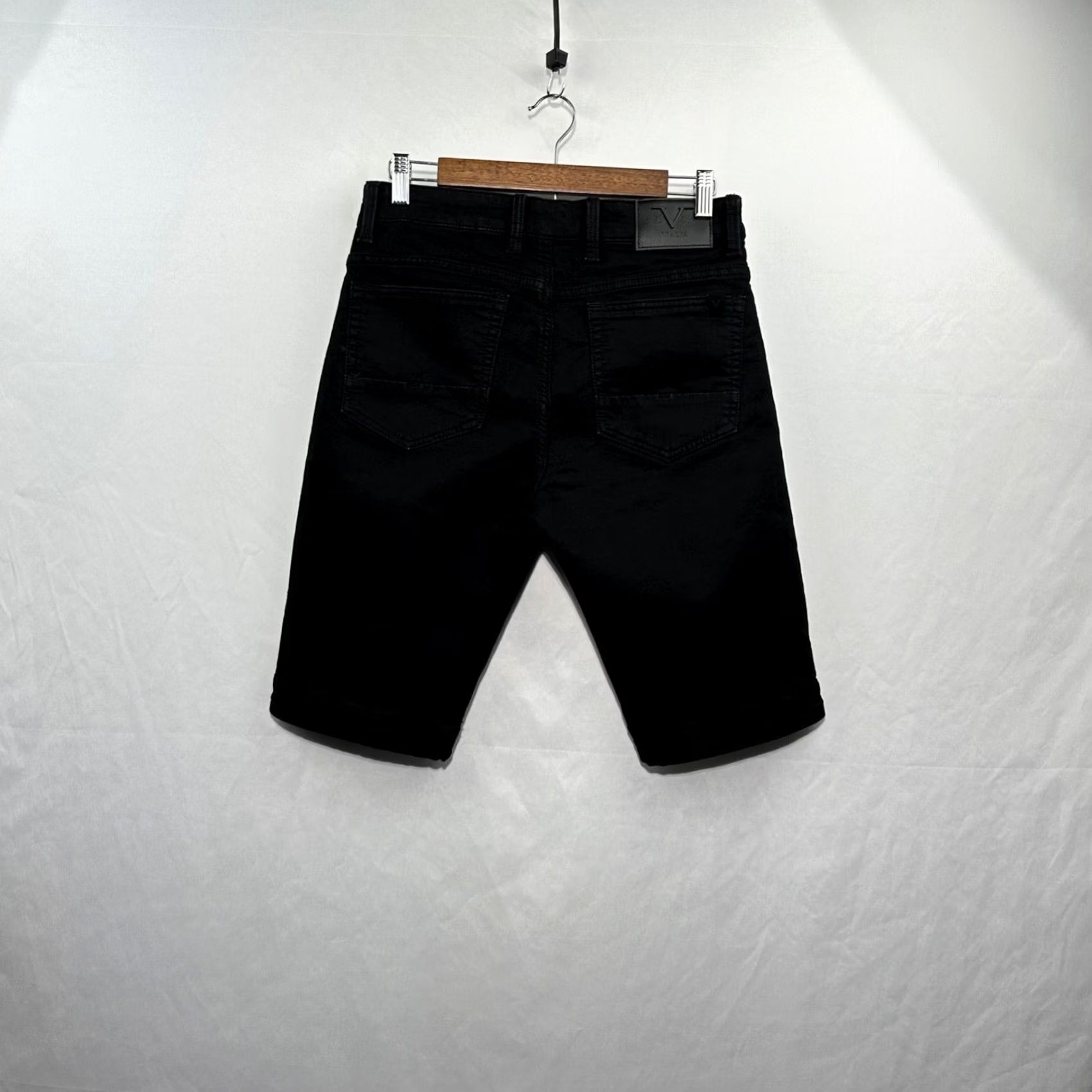 Versace Versace Shorts 28 Black Stretch Milano Italia V19-69 Abbigliamento Sportivo Srl Moto 90s Y2K Streetwear Mens Size US 28 / EU 44 - 3 Thumbnail