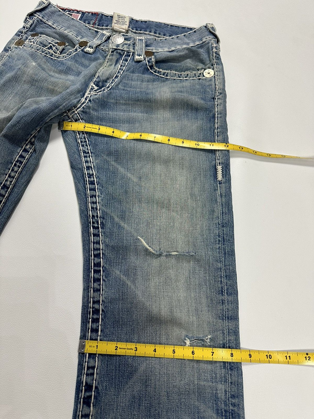 True Religion True Religion Bobby Super T Distressed Denim Size US 31 - 21 Thumbnail
