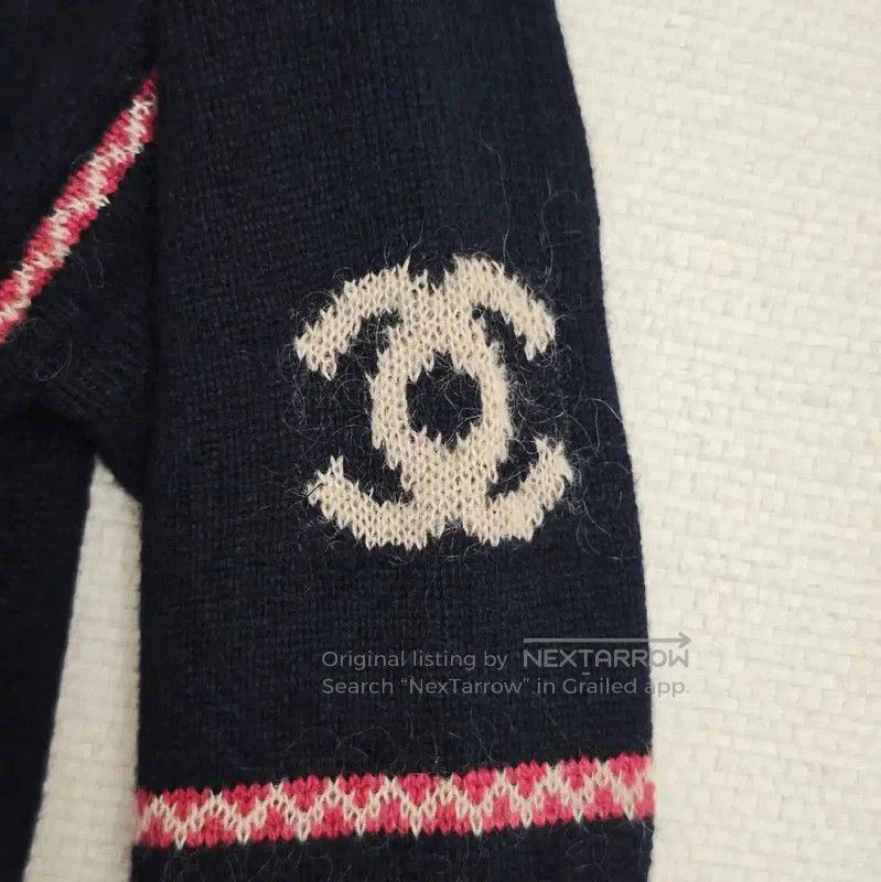 Chanel Chanel Multicolor Wool V-Neck Sweater for Women . Size S / US 4 / IT 40 - 7 Thumbnail
