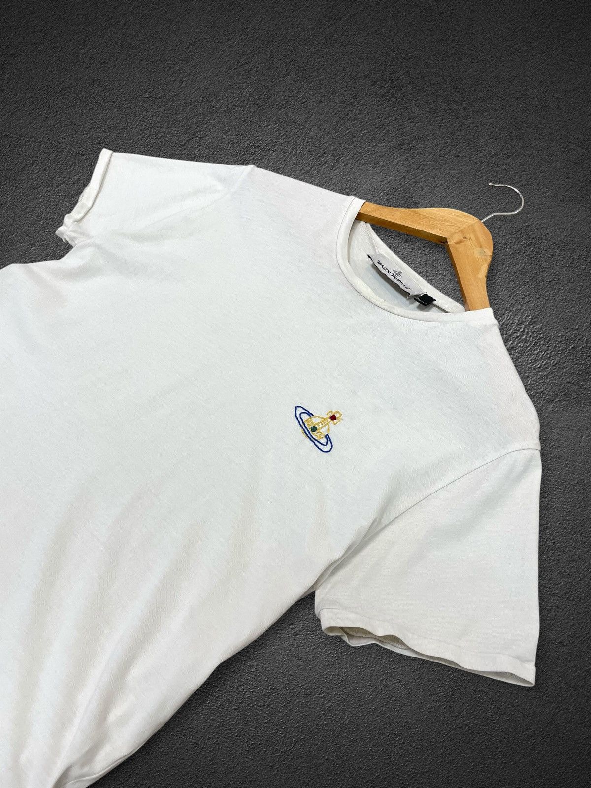 Vivienne Westwood Vivienne Westwood Organic Cotton T-Shirt – Size L – Cream Size US L / EU 52-54 / 3 - 5 Thumbnail
