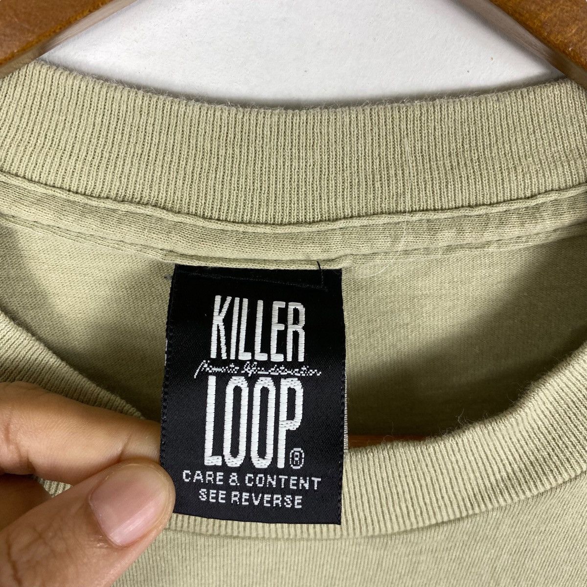 Vintage Vintage 90's Riding With The KILLER LOOP Surfer Graphic Tee Size US M / EU 48-50 / 2 - 6 Thumbnail