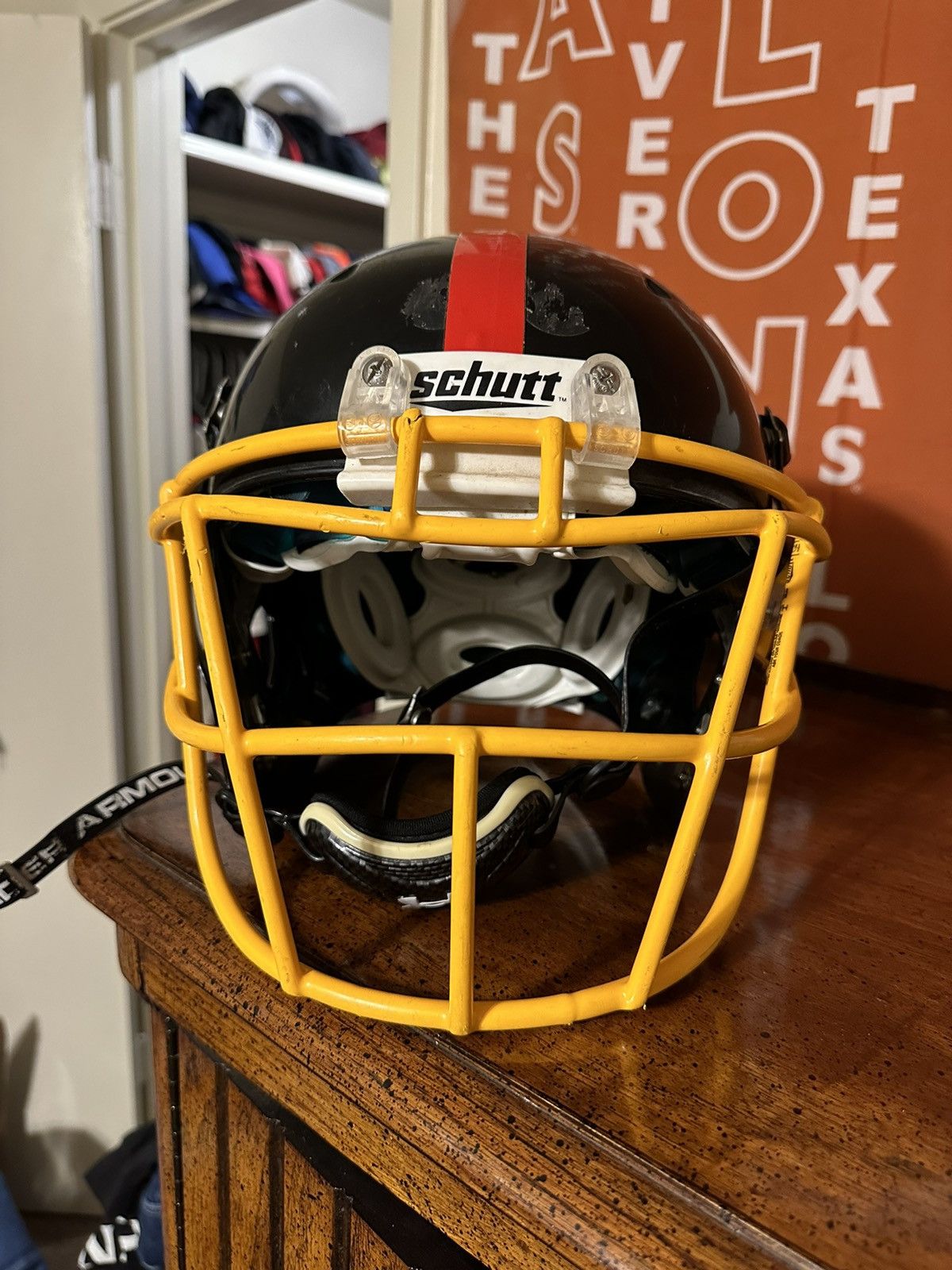 NCAA × NFL × Vintage Vintage Schutt outlaws “yellow & red” helmet 00s size medium Size ONE SIZE - 2 Thumbnail