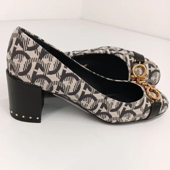 Salvatore Ferragamo Ferragamo Monochrome Canvas Garda Gancini Pumps- Size 6 Size US 6 / IT 36 - 8 Thumbnail