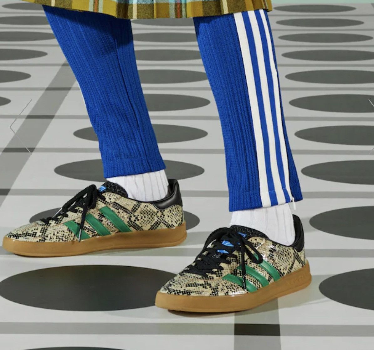 Gucci Gucci Gazelle Phython Sneakers Size US 9.5 / EU 42-43 - 3 Thumbnail