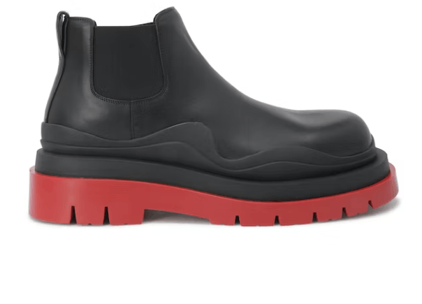 o1loc1c0324 630300 Tire Ankle Chelsea Boots in Black