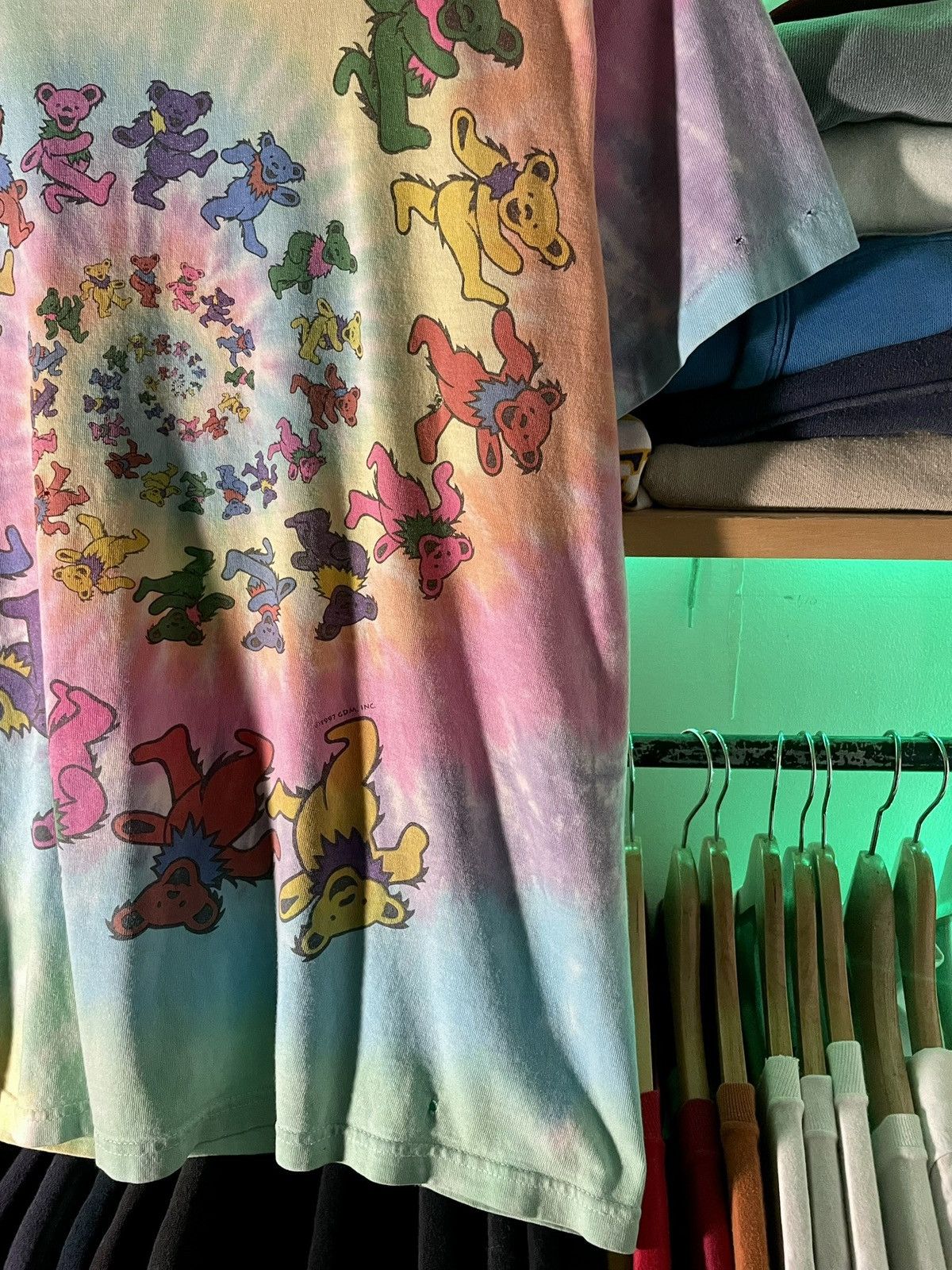 Band Tees 1997 vtg Grateful Dead Spiral Dancing Bears tee Size US S / EU 44-46 / 1 - 9 Thumbnail