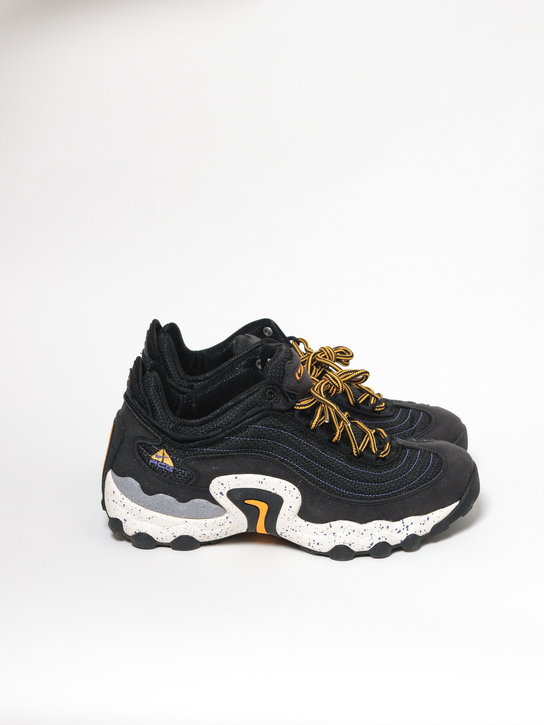 Nike ACG Air Cairngorm Low | Grailed
