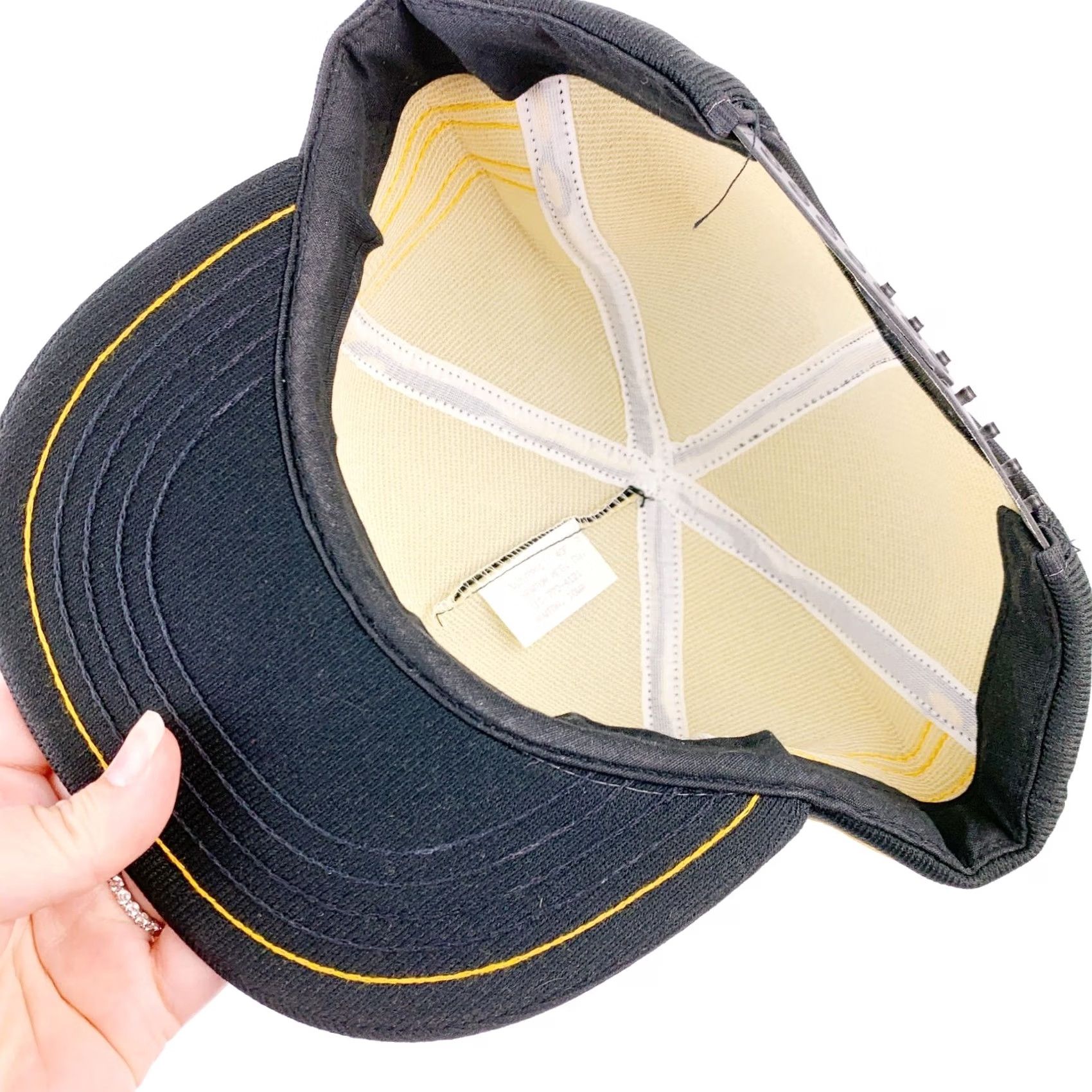 Vintage VINTAGE Plains Well Service Kansas Black Yellow Snapback Hat Cap 1980s Three Stripe Size ONE SIZE - 4 Thumbnail