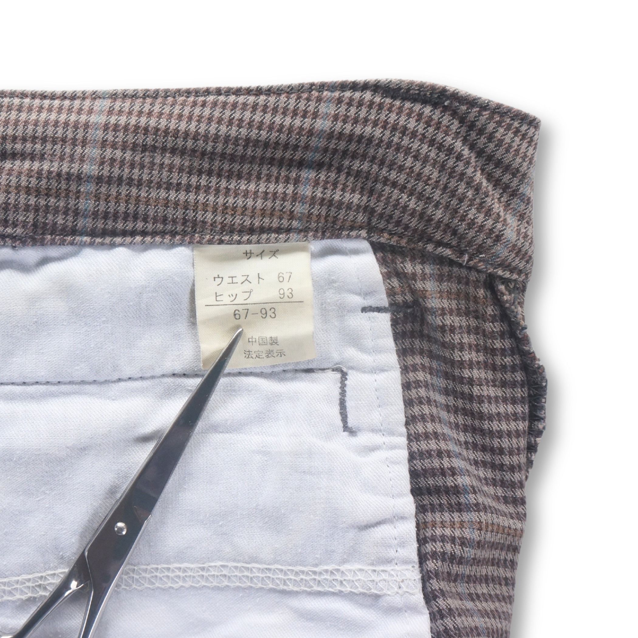 Japanese Brand ALCX Light Brown Plaid Pattern Cargo Pants Size 28" / US 6 / IT 42 - 8 Thumbnail