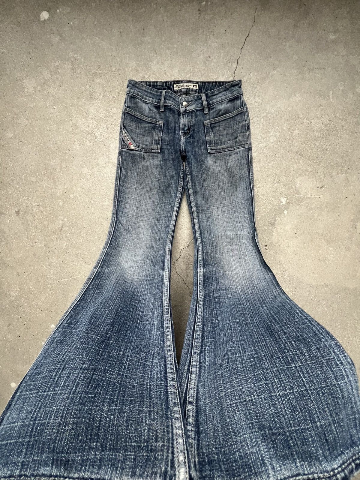Diesel × If Six Was Nine × Le Grande Bleu (L.G.B.) Vintage Diesel Flared jeans ifsixwasnine LGB style hysteric Size 25" / US 0 / IT 36 - 1 Thumbnail