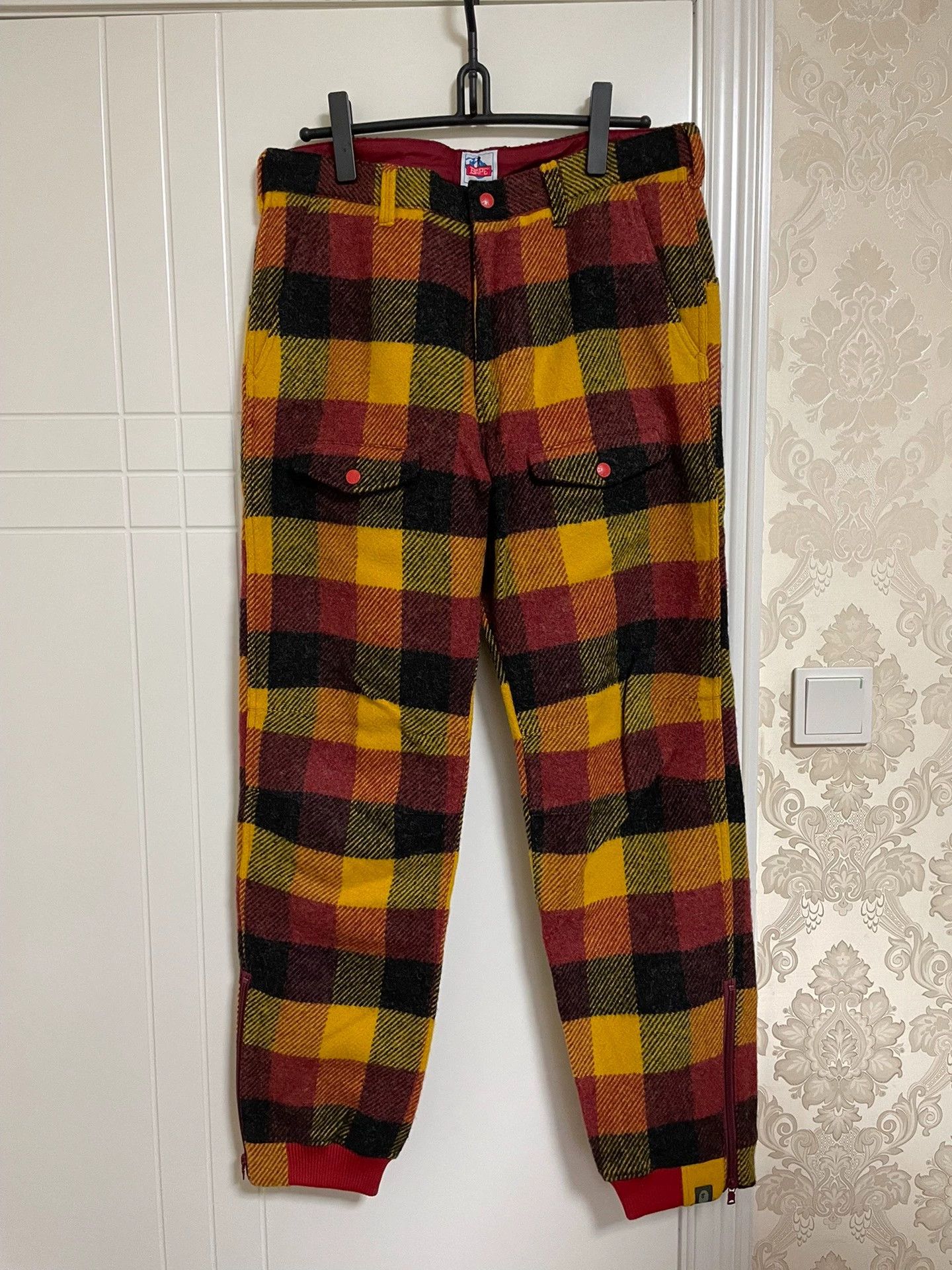 Bape BAPE Wool Check Multi-Pocket Pants W34 NIGO-Era Thick Size US 34 / EU 50 - 1 Thumbnail