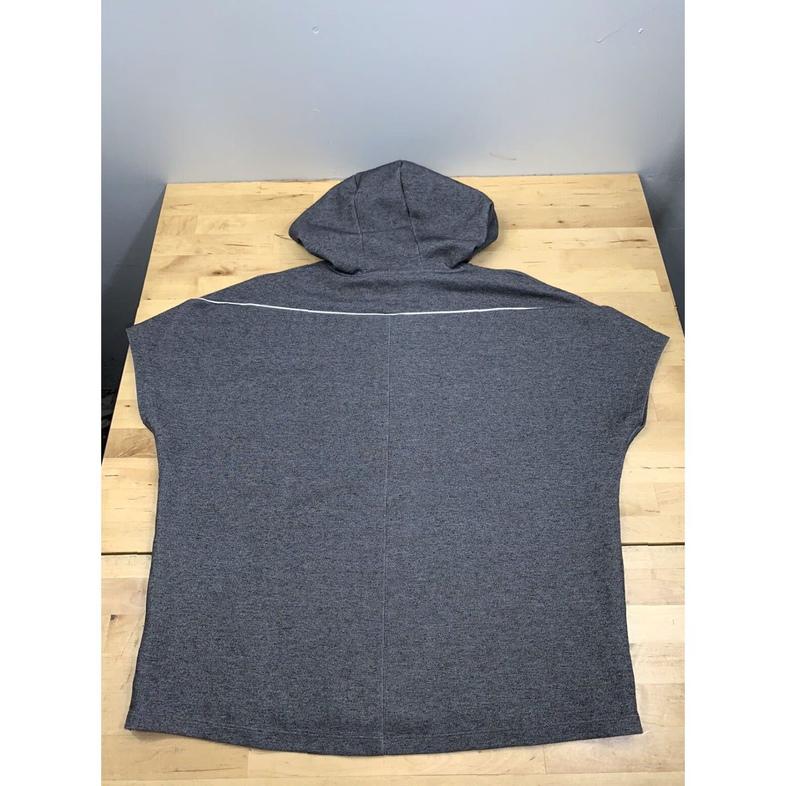 Under Armour Under Armour Project Rock Hoodie Men S Gray Sleeveless Pullover Graphic Print Short Sleeves? Size US S / EU 44-46 / 1 - 2 Thumbnail