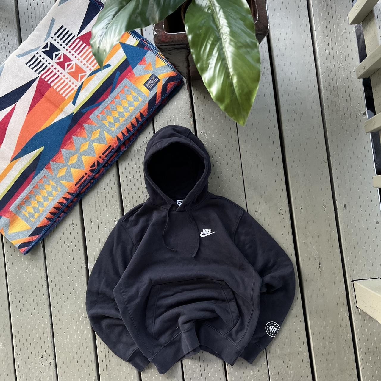 Nike Nike Sweatshirt Hoodie Pullover Fleece Therma Club Swoosh Size US M / EU 48-50 / 2 - 2 Thumbnail