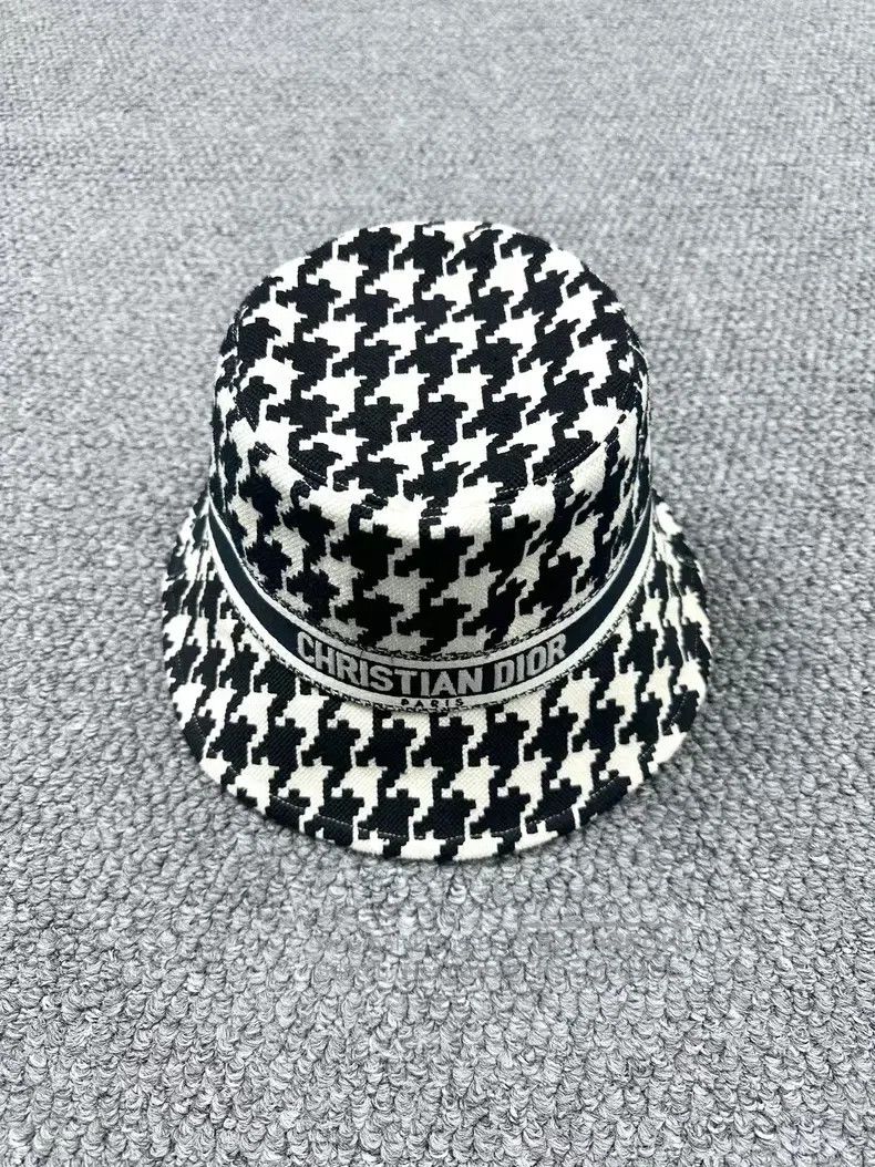 Dior Dior Size 58 Black and white color-blocked bird check embro Size ONE SIZE - 1 Thumbnail