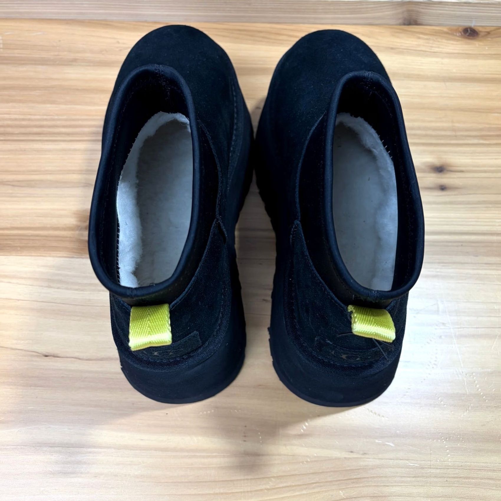 Ugg UGG Classic Ultra Mini Platform Boots Black Suede Neoprene Ankle Wool Lined 2in Platform Womens 7 US 38 UK 5 Size US 8 / IT 38 - 5 Thumbnail