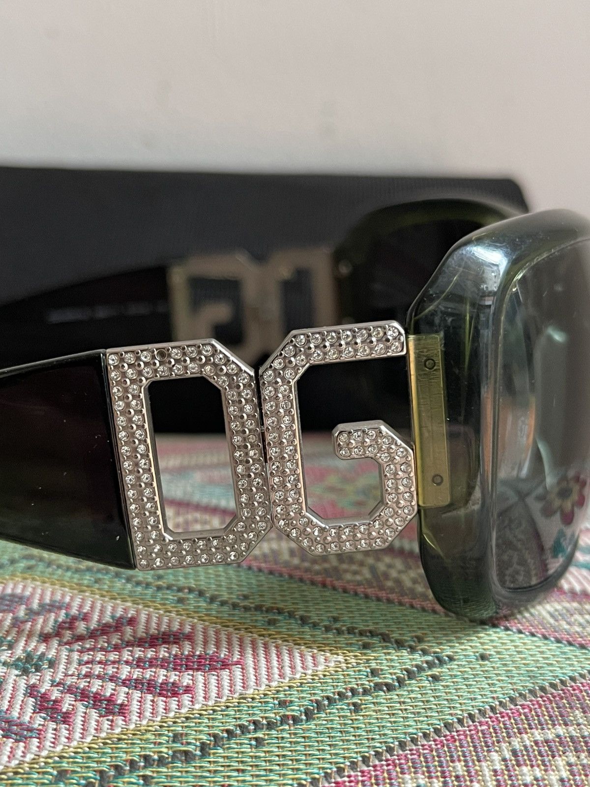 Dolce & Gabbana Vintage Dolce Gabbana Shield Sunglasses y2k staple Size ONE SIZE - 6 Thumbnail