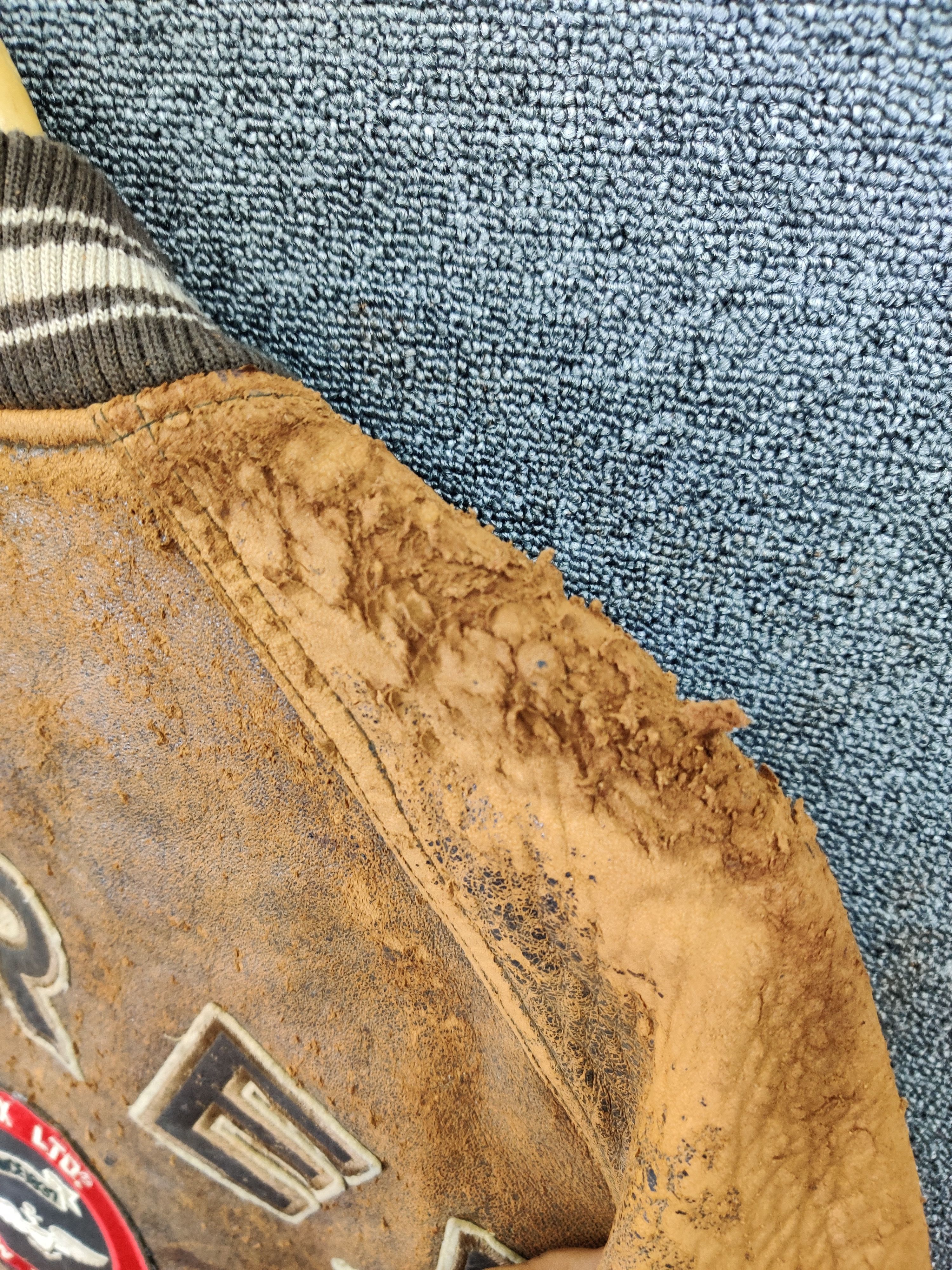 Avirex Thrashed Vintage 90s Avirex USA Varsity Leather Jacket Size US XS / EU 42 / 0 - 17 Thumbnail