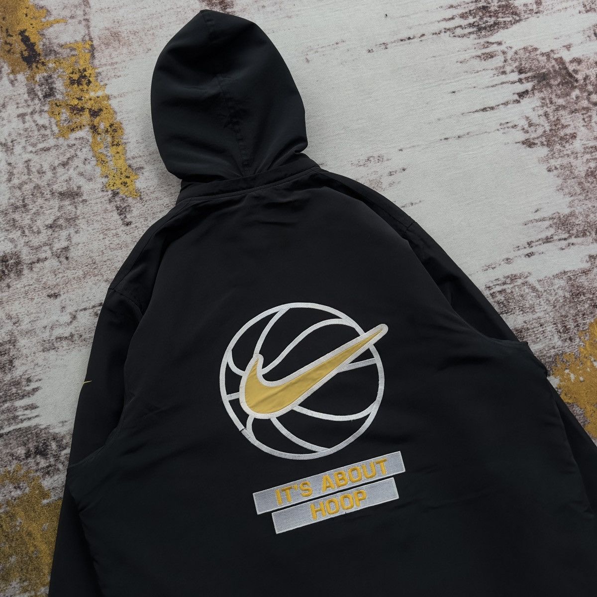 Nike VINTAGE NIKE BASKETBALL 90’S EMBROIDERY BIG LOGO JACKET RARE Size US L / EU 52-54 / 3 - 4 Thumbnail