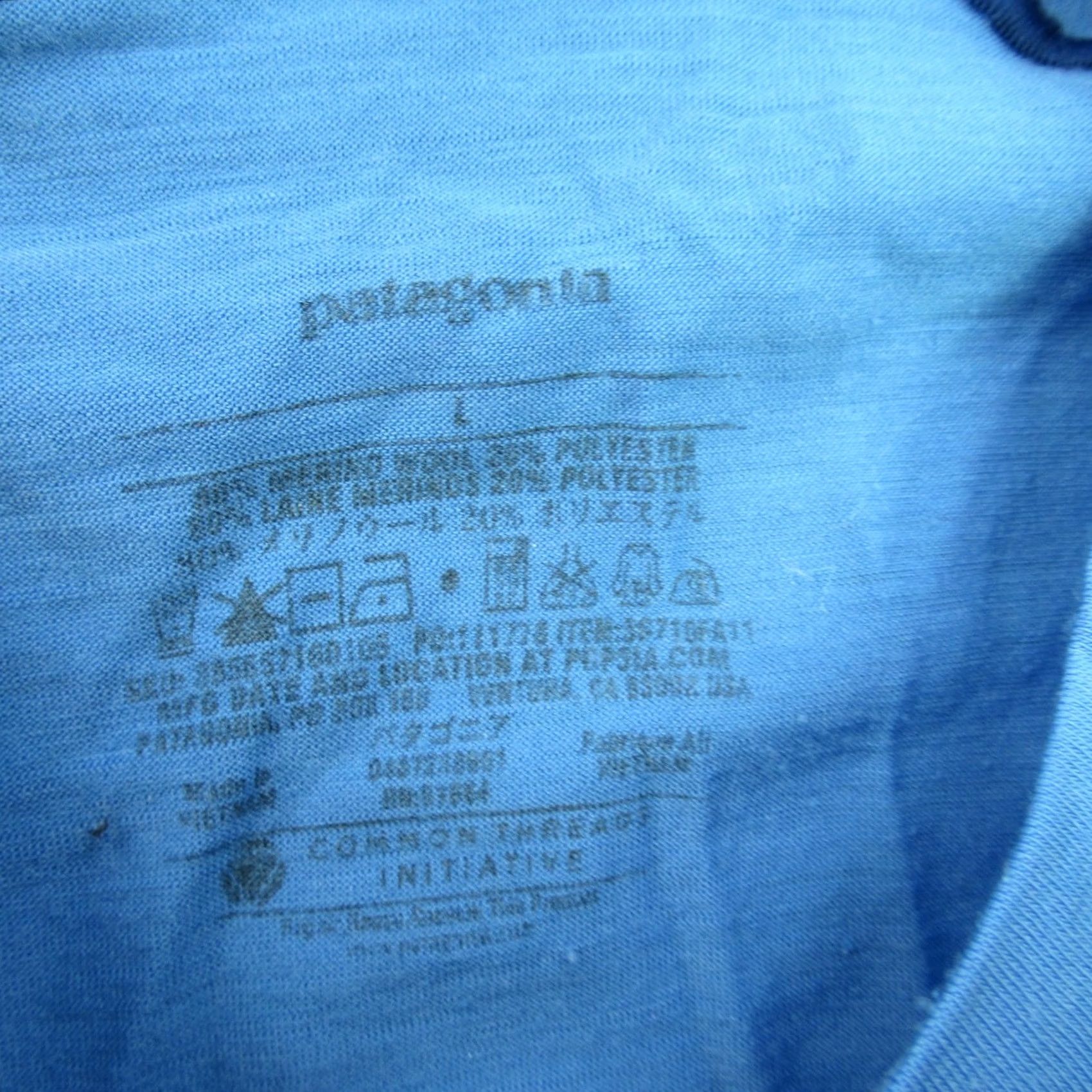 Patagonia Patagonia Shirt Mens Large Short Sleeve Crew Neck Blue Outdoor casual Size US L / EU 52-54 / 3 - 3 Thumbnail