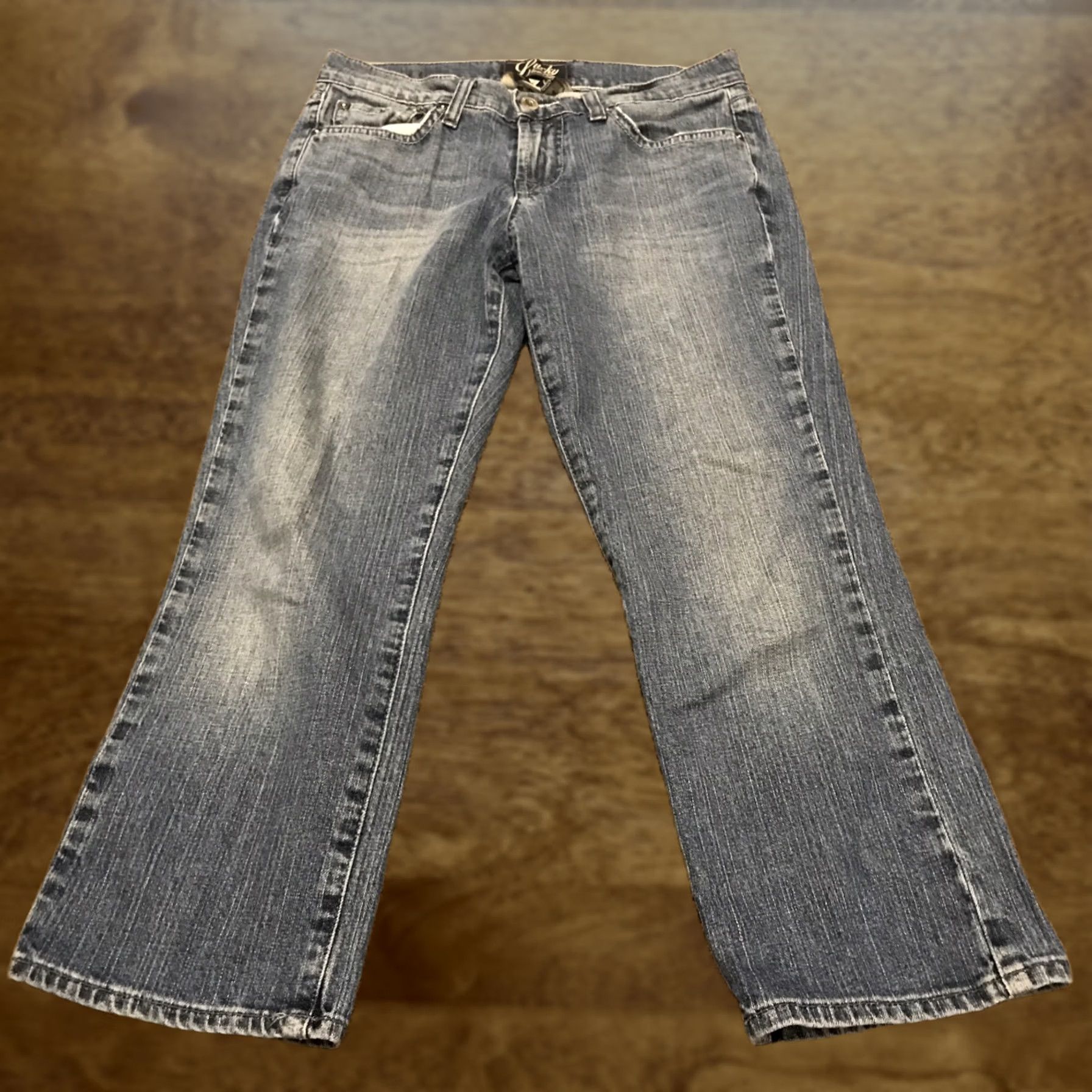 Lucky Brand Lucky Brand Denim Crop Jeans Womens Size 4 Blue Cotton Blend Regular Inseam 24 in Cropped Style 31 in **Mens** Size 27" / US 4 / IT 40 - 1 Thumbnail