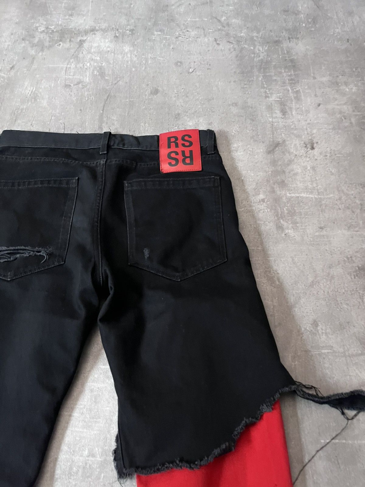 Raf Simons Raf Simons A/W 19 destroyed denim black red jeans rare Size US 32 / EU 48 - 10 Thumbnail