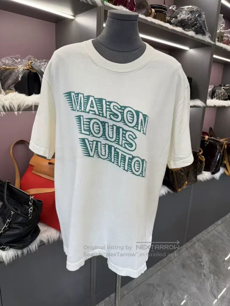 Louis Vuitton Louis Vuitton Sliding logo knitted half-sleeve T-shirt Size US L / EU 52-54 / 3 - 3 Thumbnail