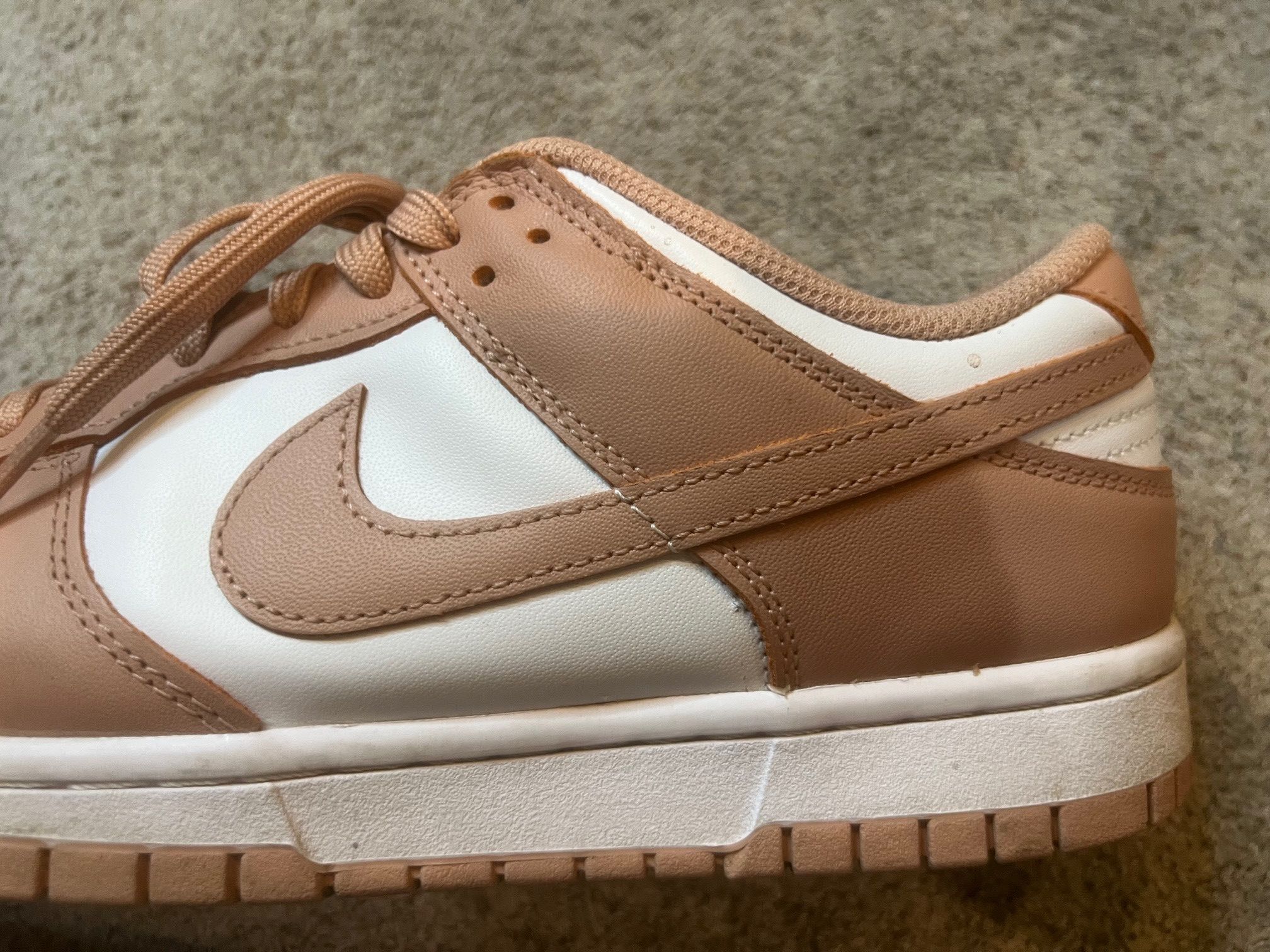 Nike Nike Dunk Low Rose Whisper (Women's) Size US 10 / IT 40 - 11 Thumbnail