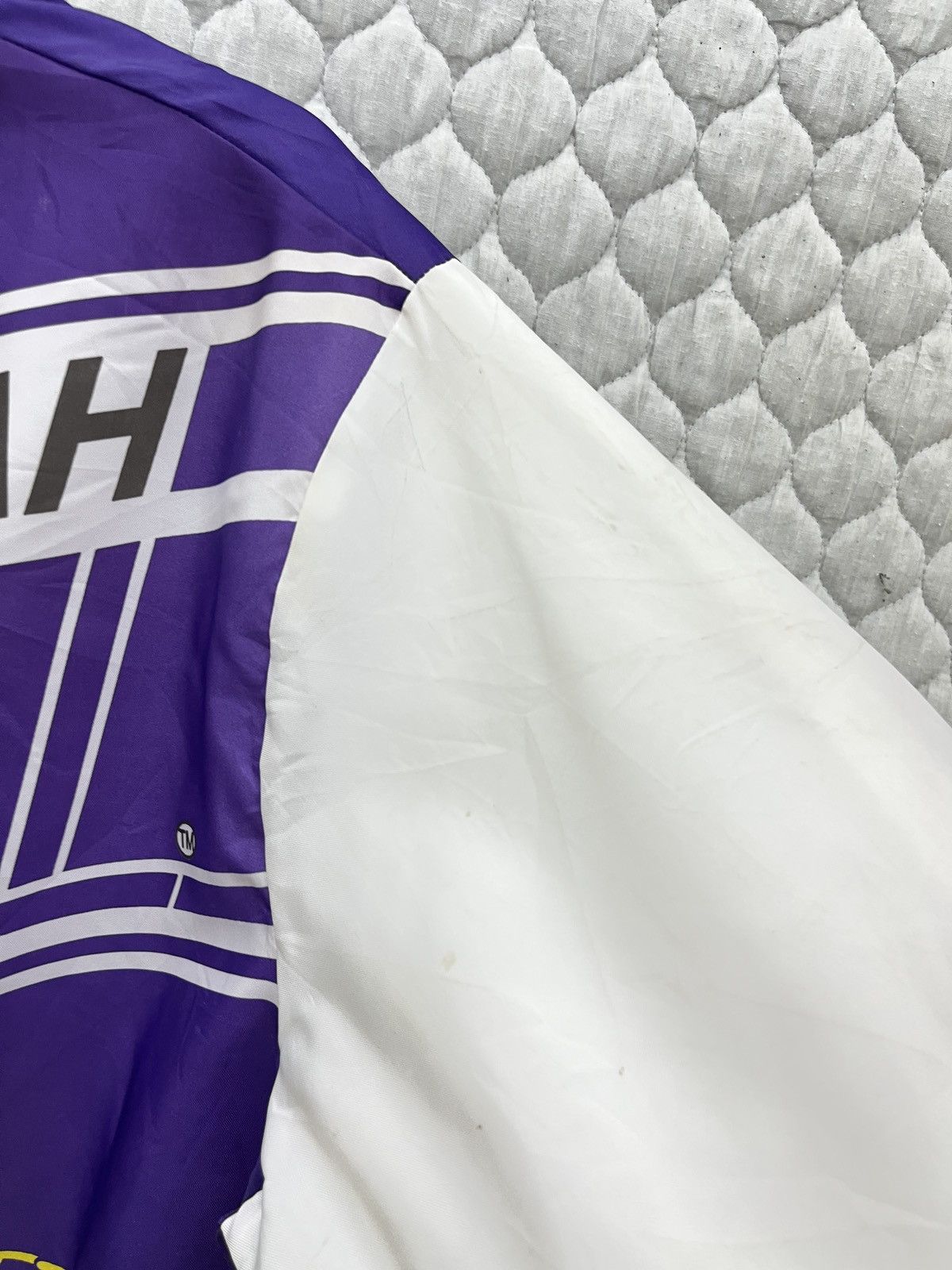 Chalk Line 🔥🔥🔥STEALS VTG CHALK LINE NBA UTAH JAZZ LIGHT JACKET Size US L / EU 52-54 / 3 - 22 Thumbnail