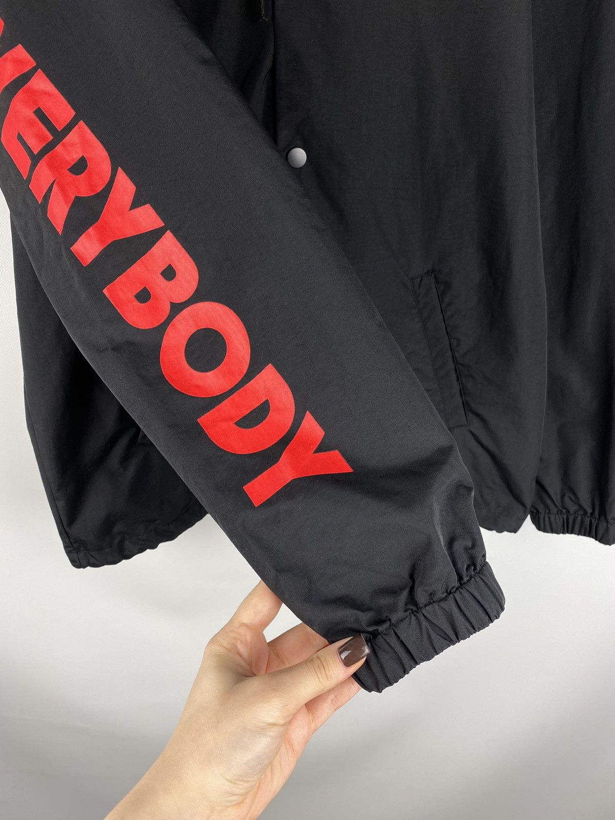Independent Trading Co. Independent men’s hooded windbreaker jacket size M Size US M / EU 48-50 / 2 - 11 Thumbnail