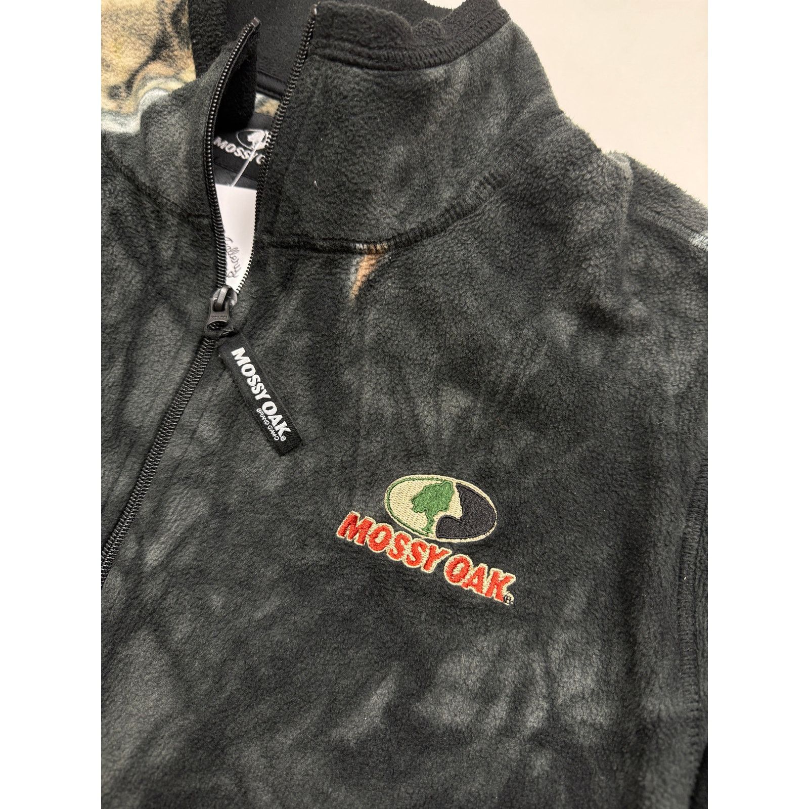 Vintage Mossy Oak Tree Camo Embroidered Logo AOP Sweater Size L Size US L / EU 52-54 / 3 - 4 Thumbnail