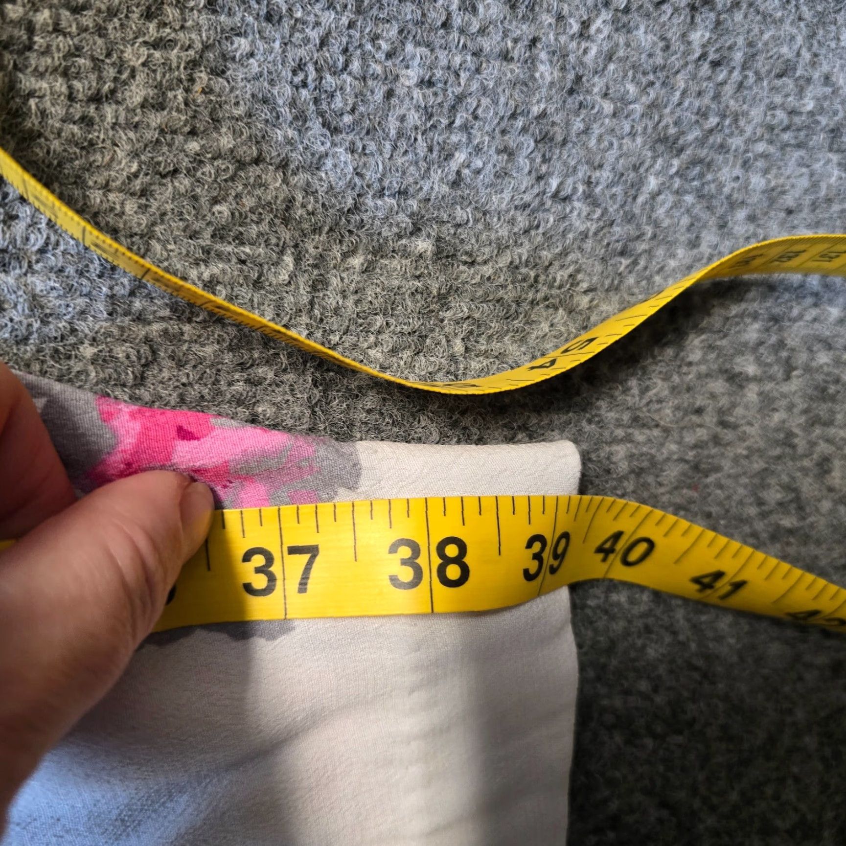 Vintage Joules Dress Womens 6 White Pink Floral Fitted Pencil Dress Knee Length Sleeveless V-Neck Lined Zip Knee Length Womens Classic 6 Regular Size M / US 6-8 / IT 42-44 - 5 Thumbnail