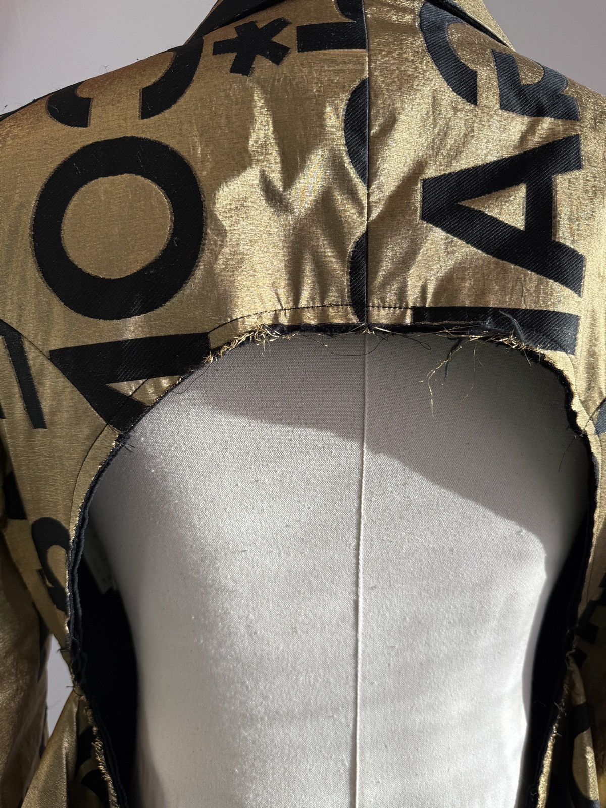 Comme des Garcons comme des garçons gold/black cutout blazer Size 36R - 4 Thumbnail