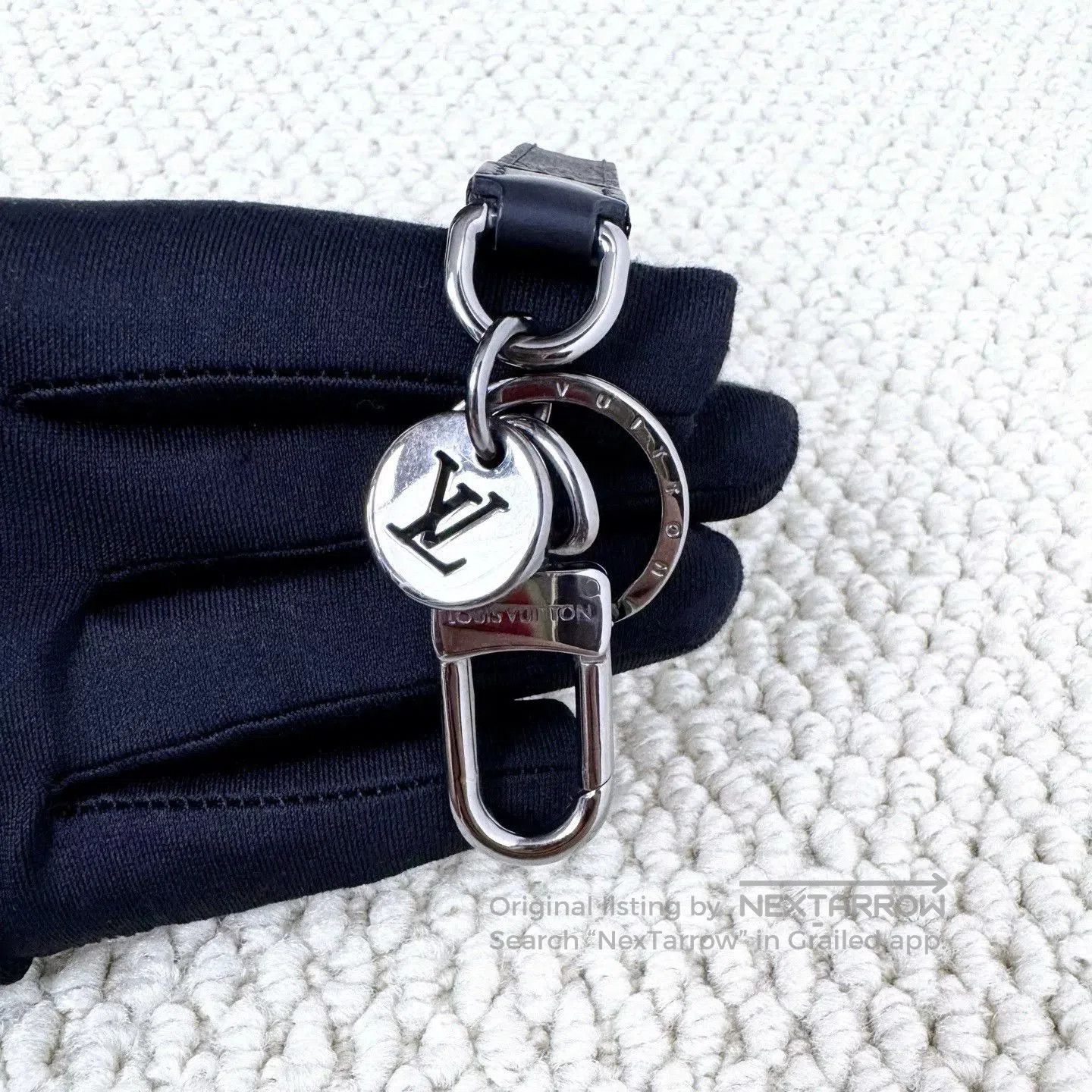 Louis Vuitton Louis Vuitton Monogram Keychain. Size ONE SIZE - 4 Thumbnail