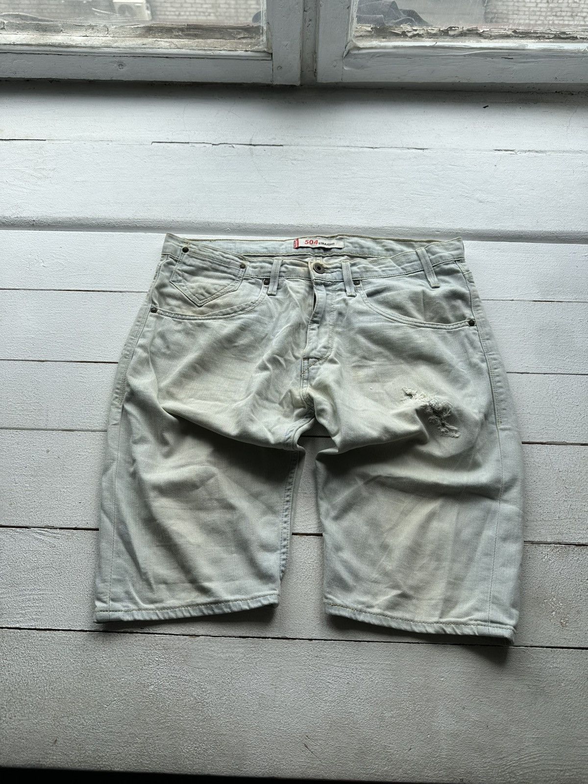 Levi's × Vintage 🚨Levis 504 Shorts Denim Rap Sk8 vintage distress Size US 34 / EU 50 - 1 Thumbnail