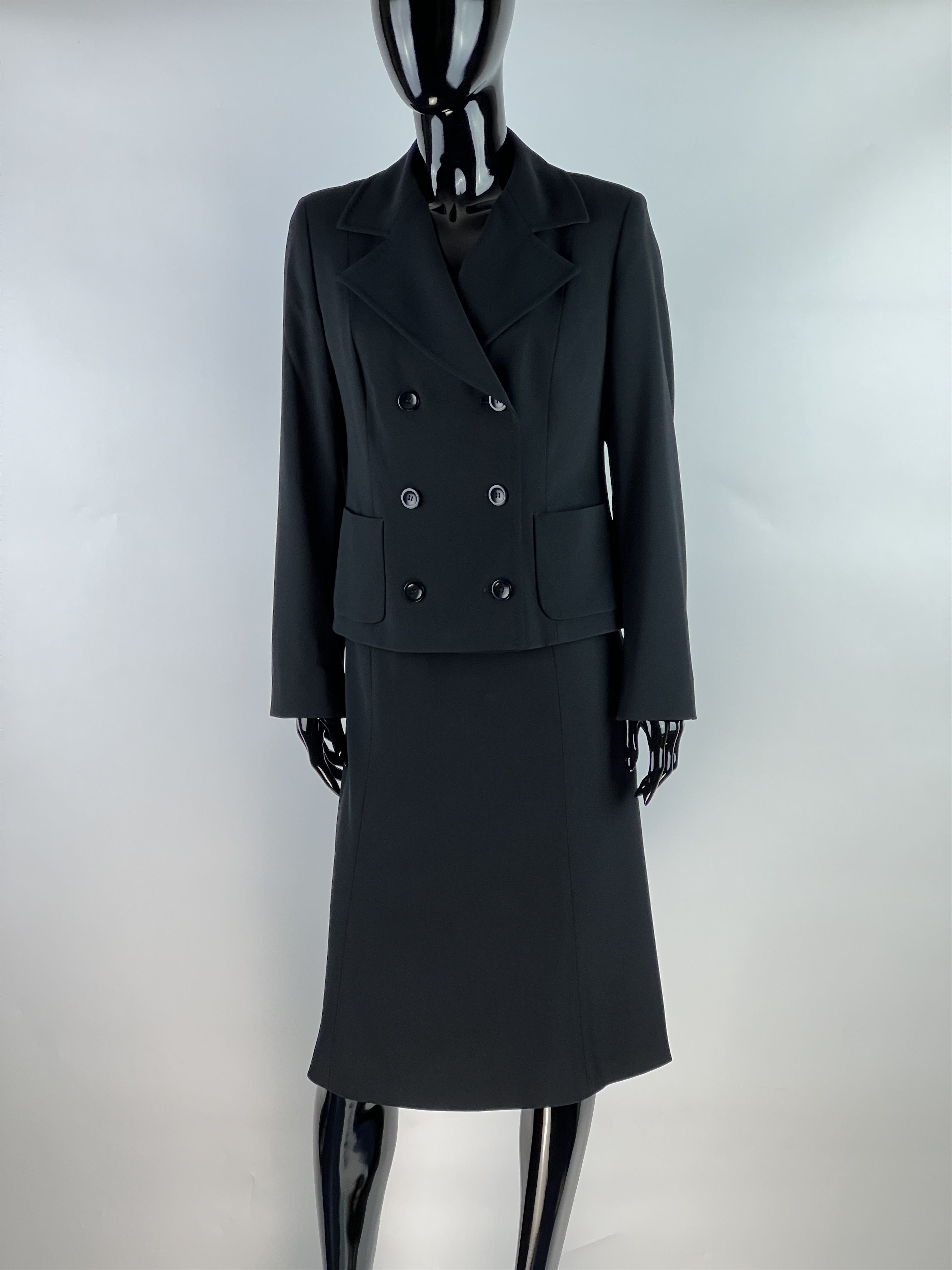 Max Mara Max Mara Black Skirt Suit Size US4 GB6 IT38 Size S / US 4 / IT 40 - 1 Thumbnail