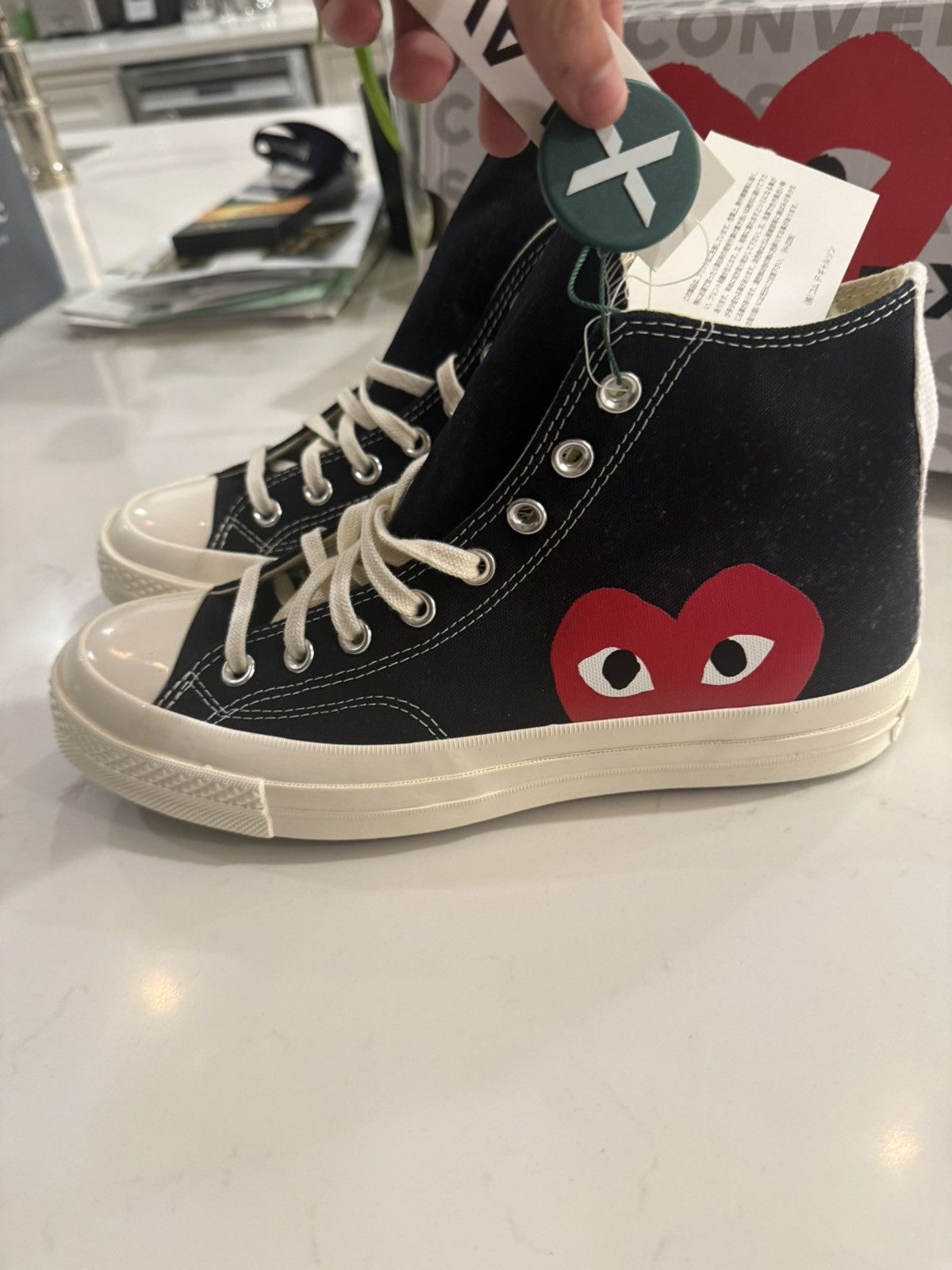Comme des Garcons PLAY × Converse Brand new CDG Converse Size M10 Size US 10 / EU 43 - 2 Thumbnail