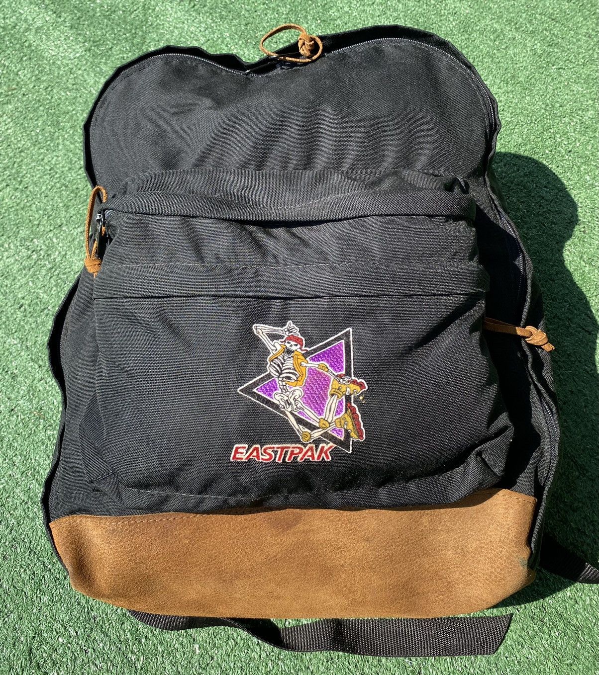 Eastpak Rare Vintage 90’s Eastpak Skeleton Skater Leather Backpack Size ONE SIZE - 3 Thumbnail
