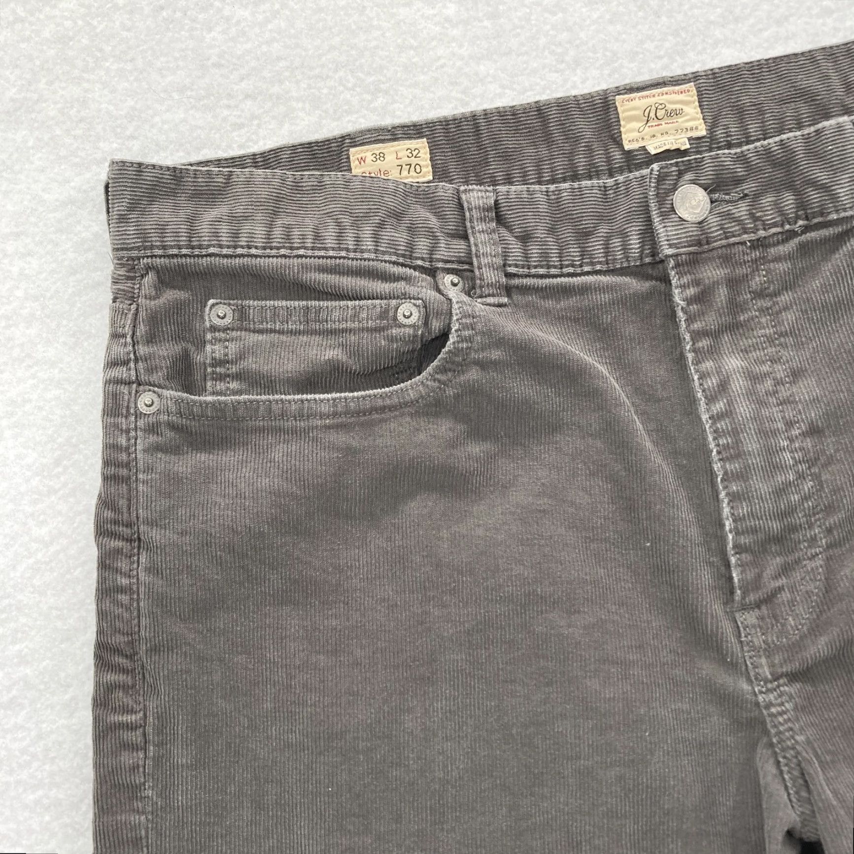 J.Crew J.CREW 770 Corduroy Pants Mens 38x32 Gray Slim Straight Stretch 5-Pocket Casual Beltless Zip Front Front Flat Front Pockets City Preppy Mens Size US 38 / EU 54 - 3 Thumbnail