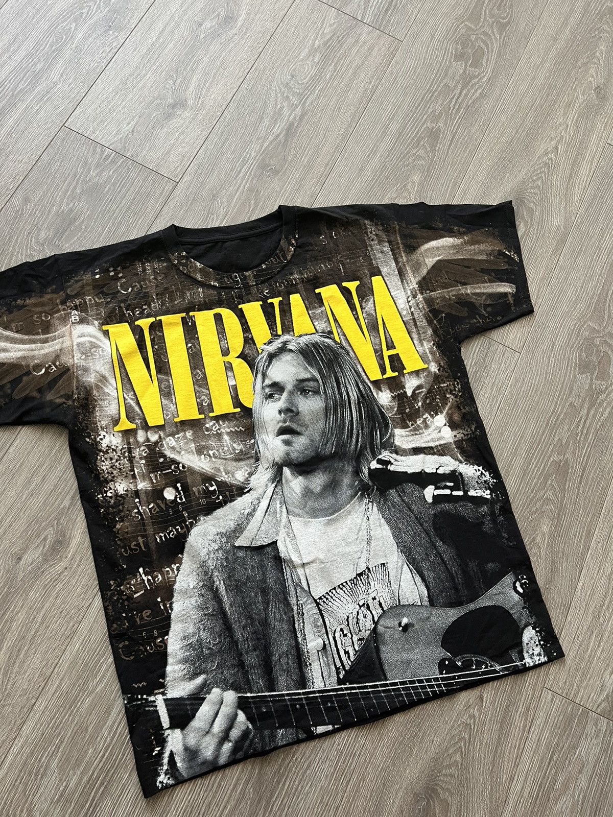 Band Tees × Nirvana 💥💥 Kurt Cobain Nirvana Band Tee Over Print Size US L / EU 52-54 / 3 - 11 Thumbnail