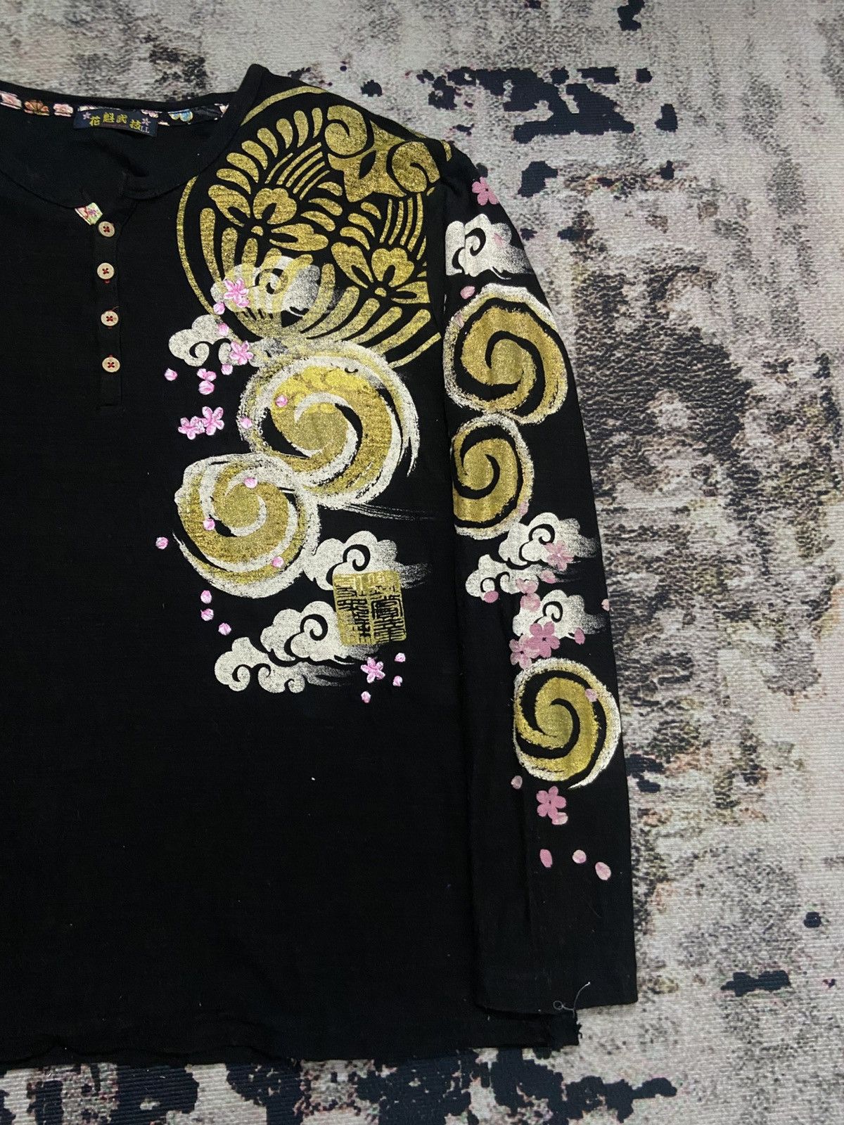 Japanese Brand Hana Tabigakudan Dragon Longsleeve Tee 🐉 Size US L / EU 52-54 / 3 - 5 Thumbnail